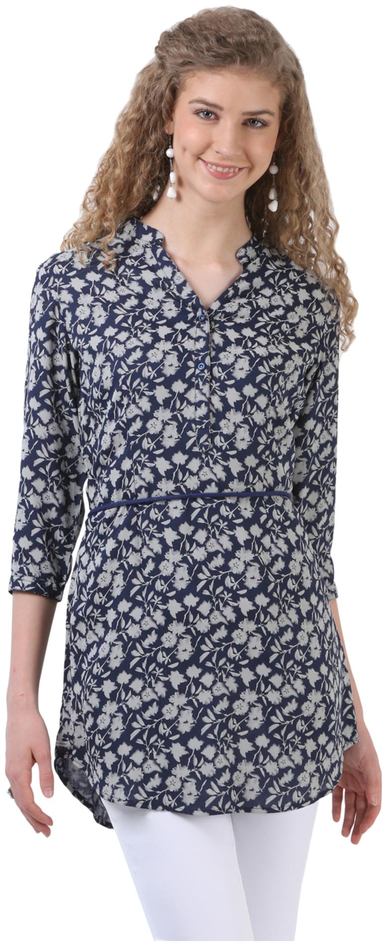 

Crimsoune Club Navy Blue Printed Tops
