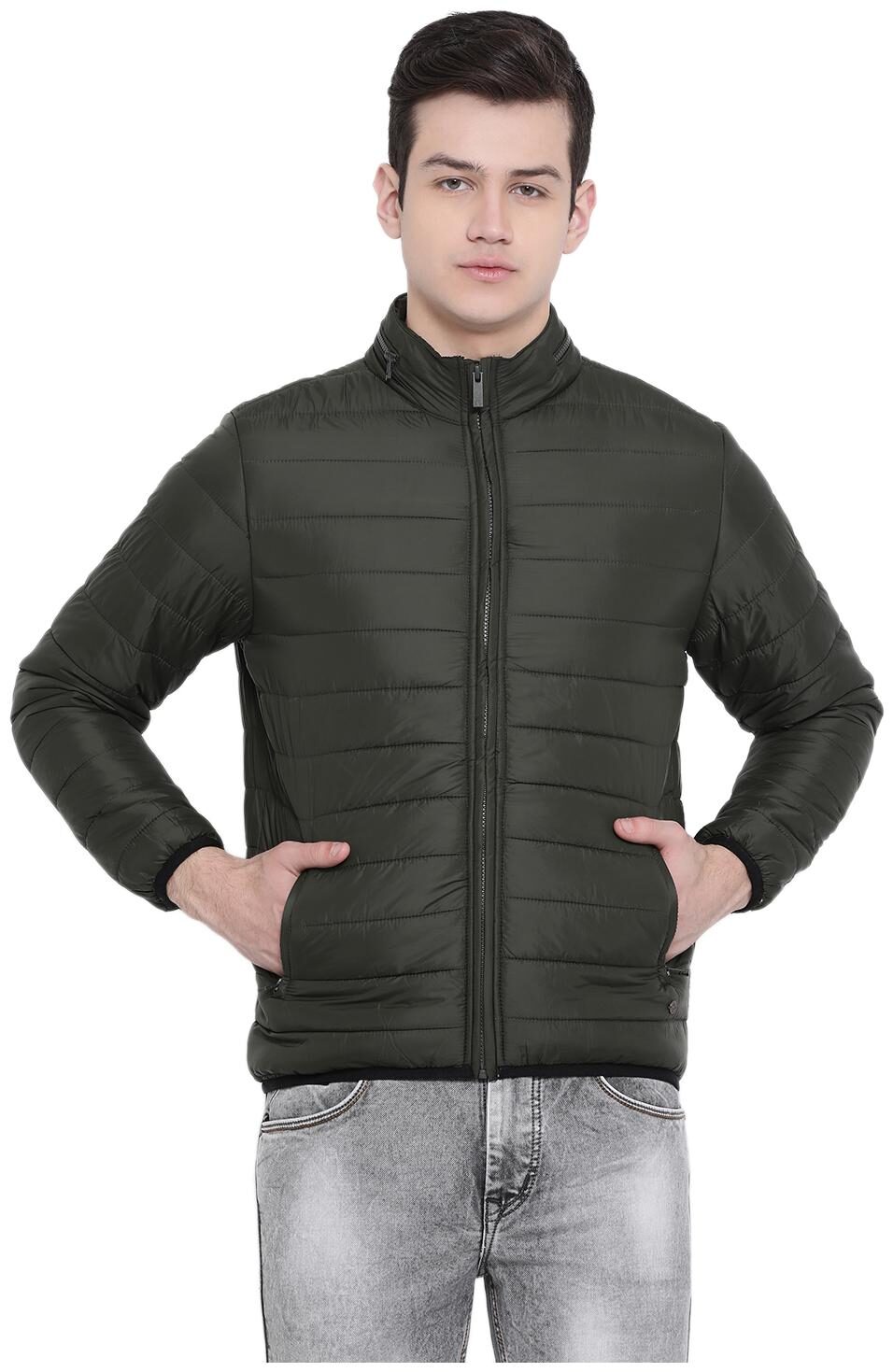 

Crimsoune Club Men Green Solid Down jacket