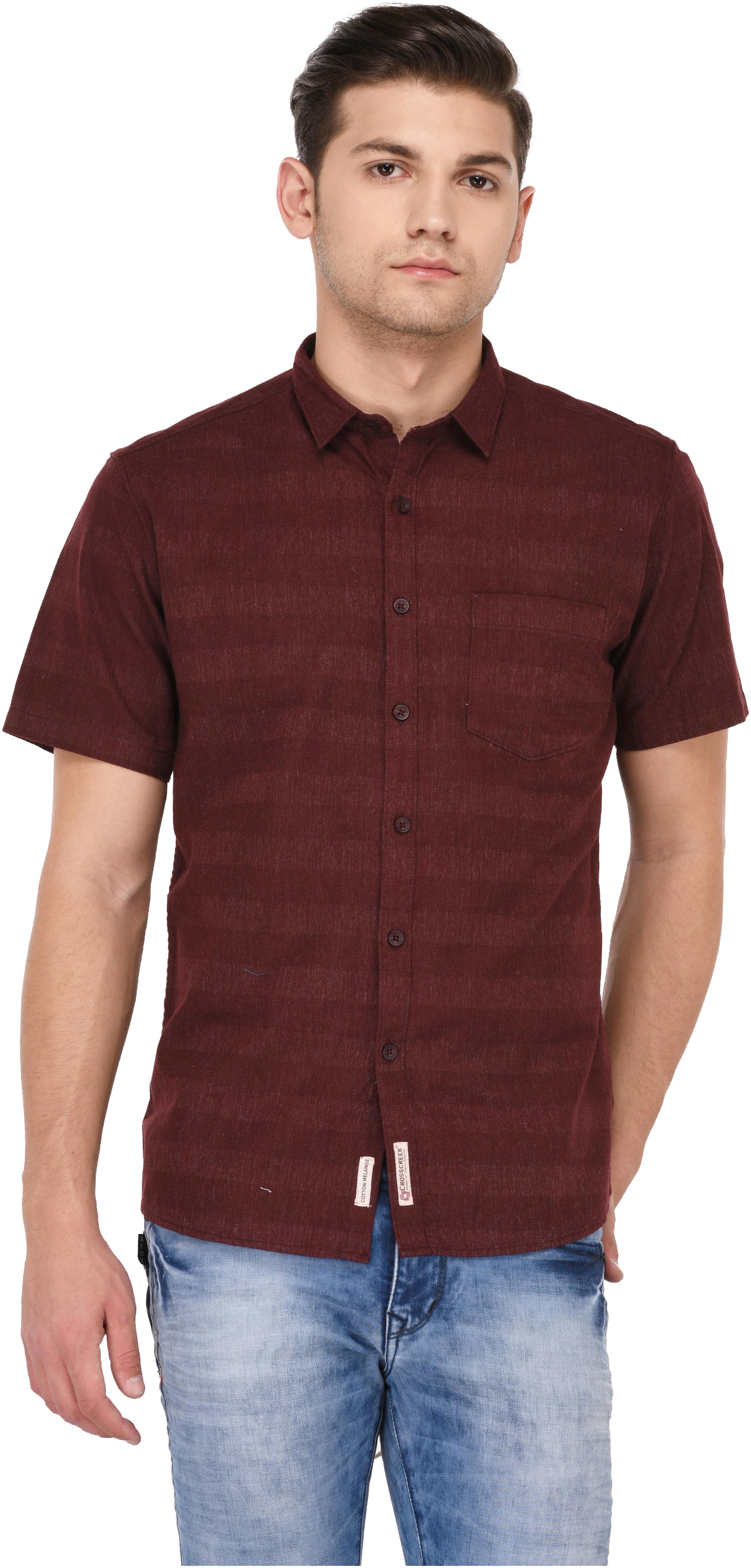 

CROSSCREEK Men Maroon Solid Slim Fit Casual Shirt