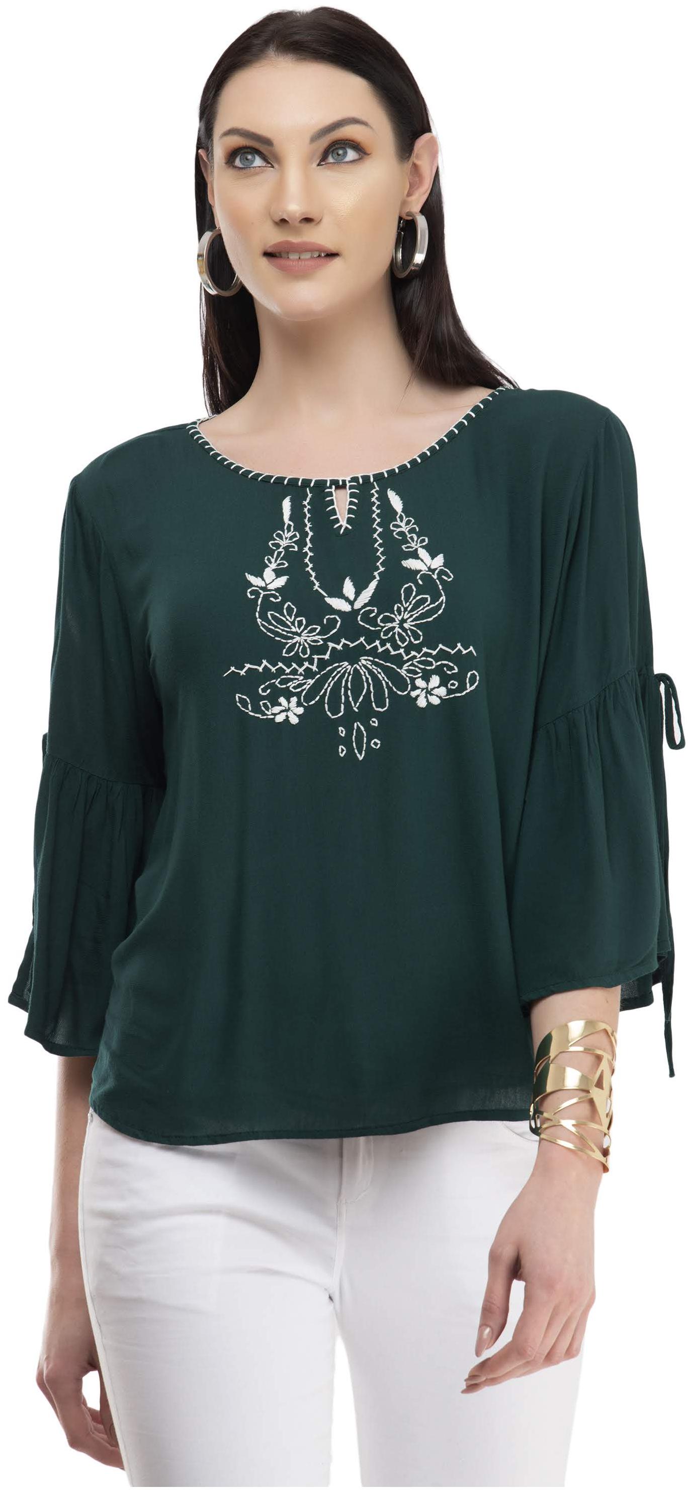 

Cwtch Women Embroidered Regular top - Green
