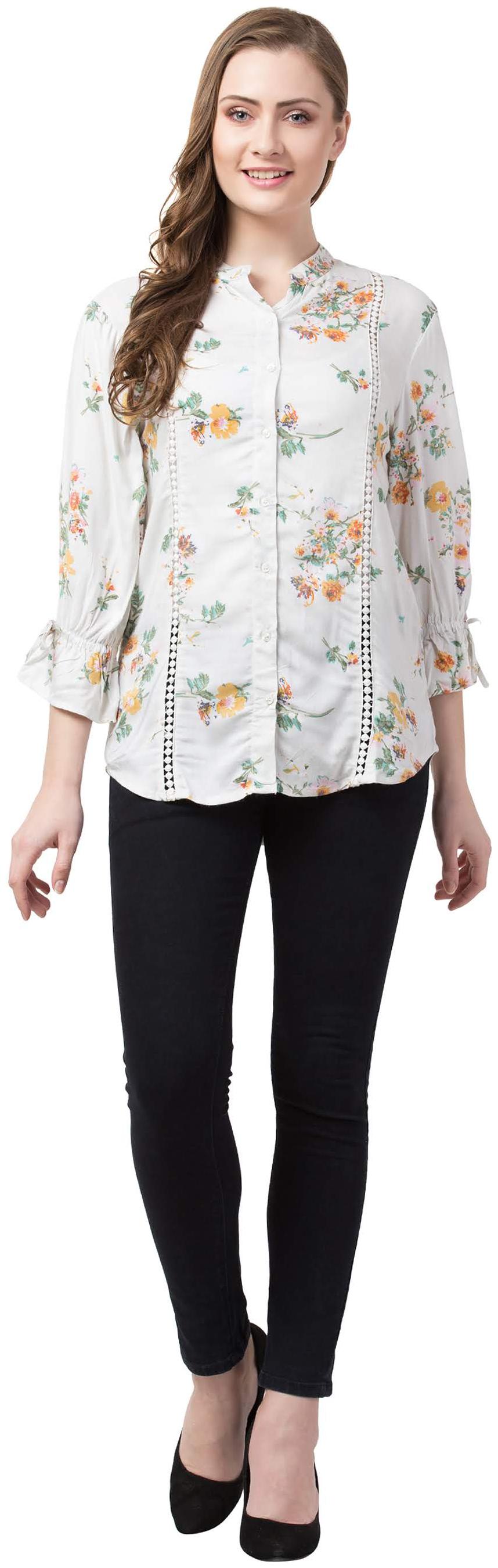 

Cwtch Women White Floral Regular Fit Shirt