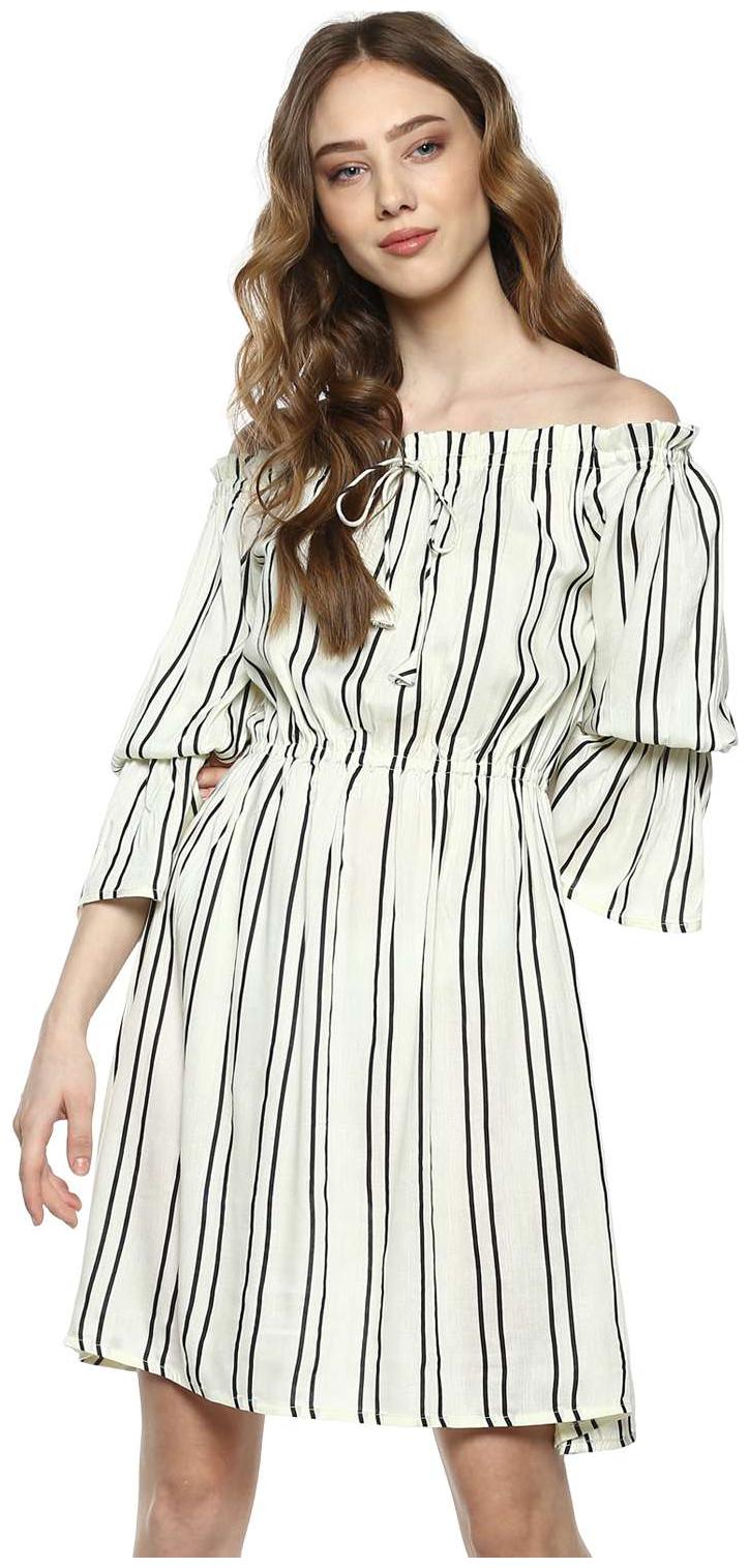 

D amor White Floral A-line dress