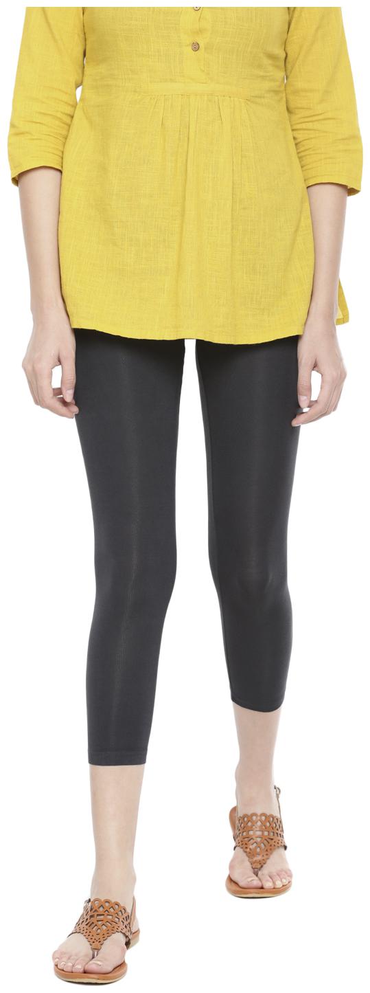 

De Moza Women Three-fourth Solid Leggings