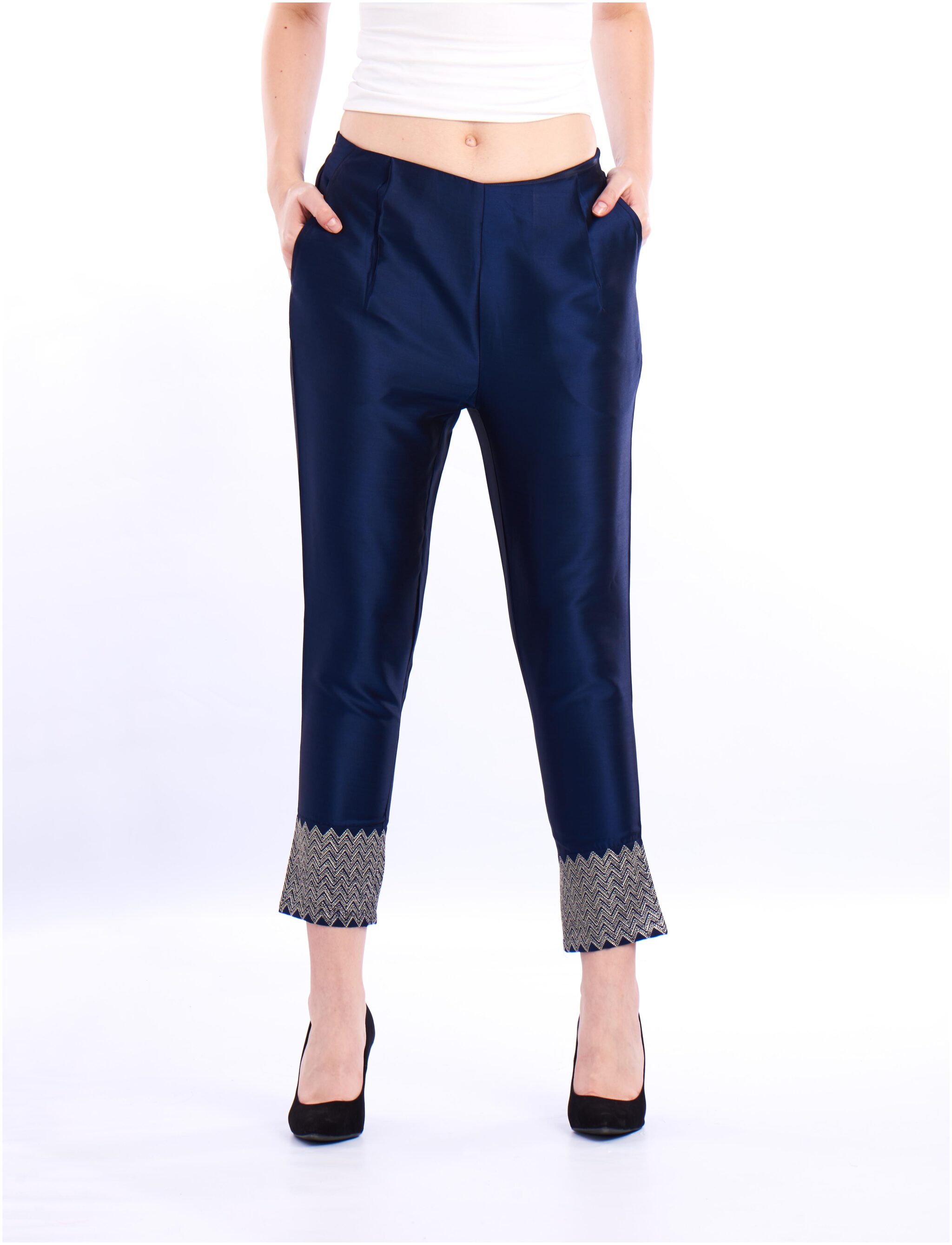 

De Moza Women Polyester Embroidered Navy Blue Pants