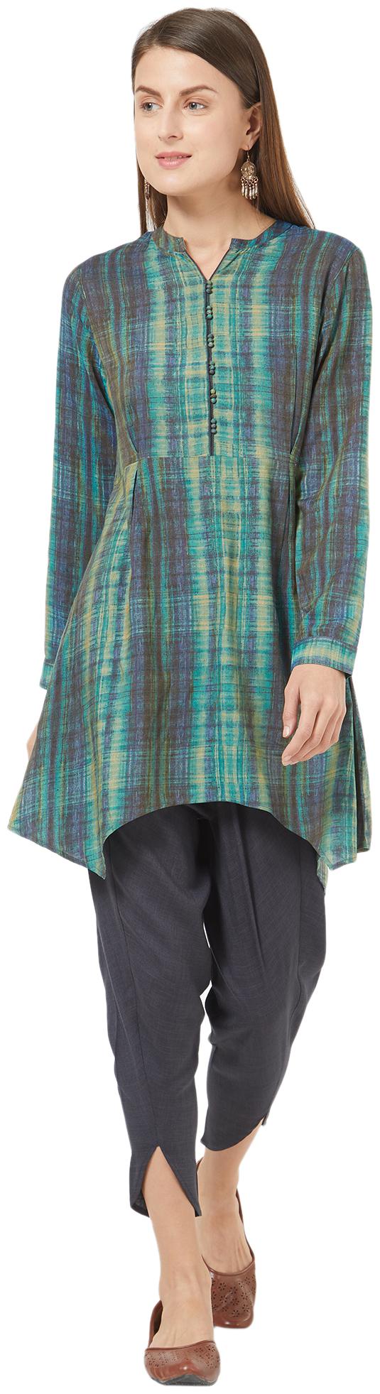 

Desi belle Women Green Printed Assymetrical Kurti