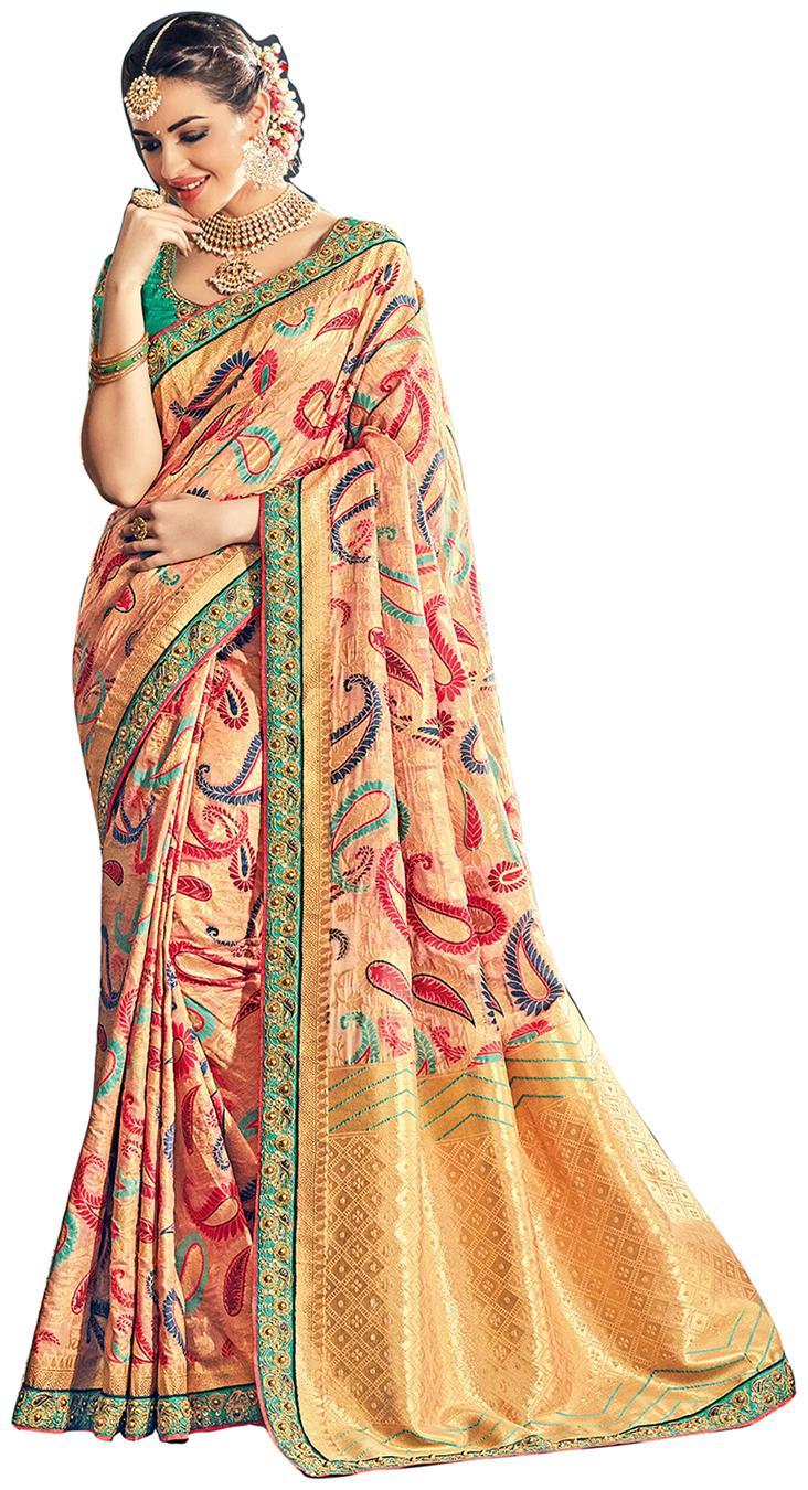 

DesiButik Women Party Wear Silk Universal Saree With Blouse Peach color