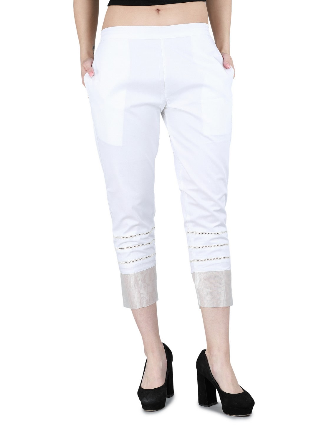 

DEVS AND DIVAS Women Solid Regular capri - White