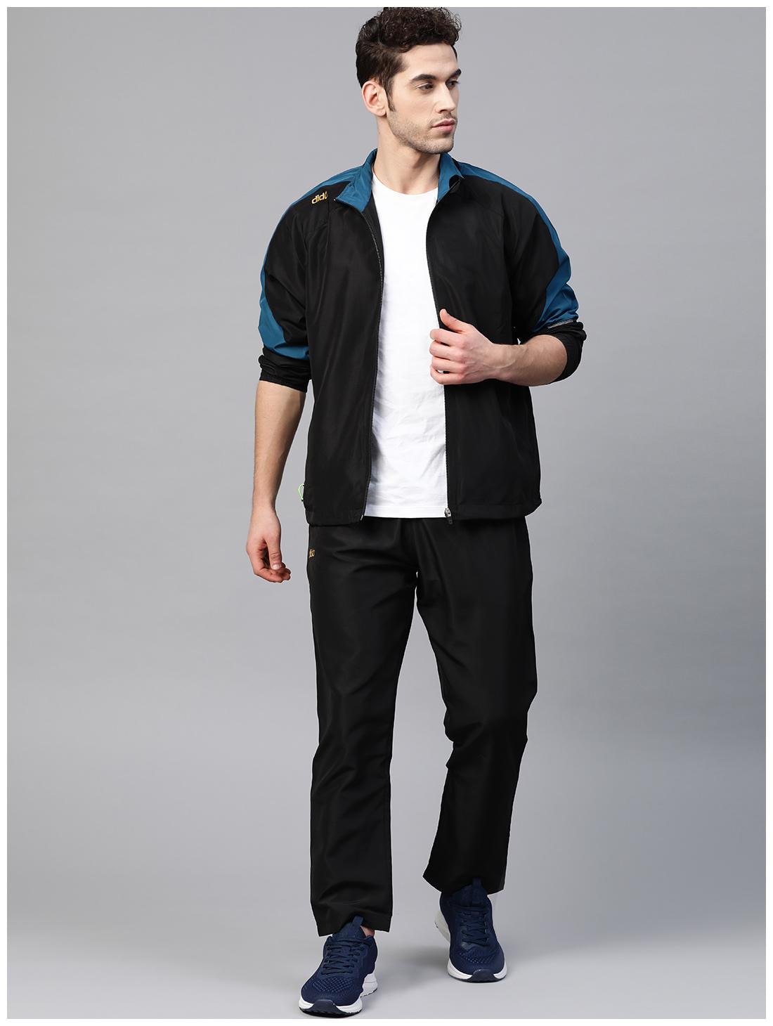 

Dida Men Black Solid Regular Fit Track Suit