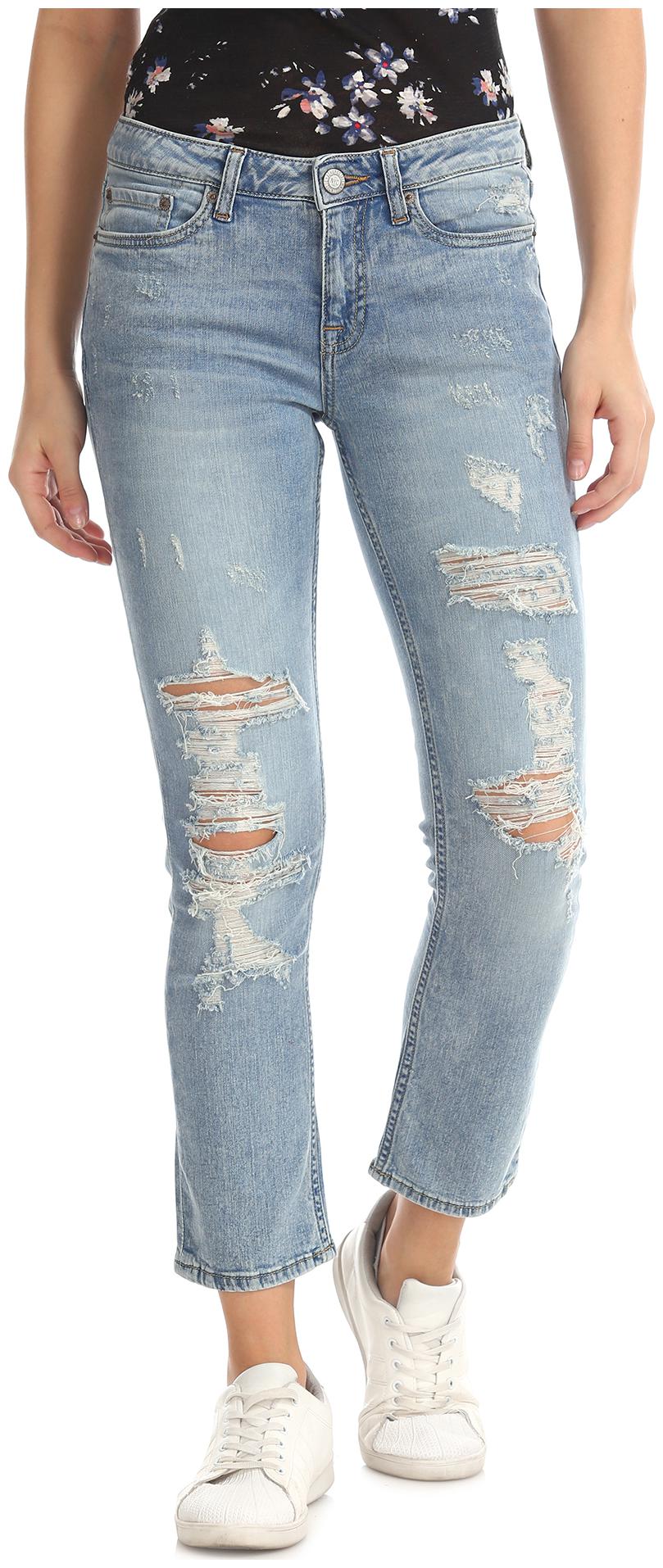 

Aeropostale Women Blue Straight fit Jeans