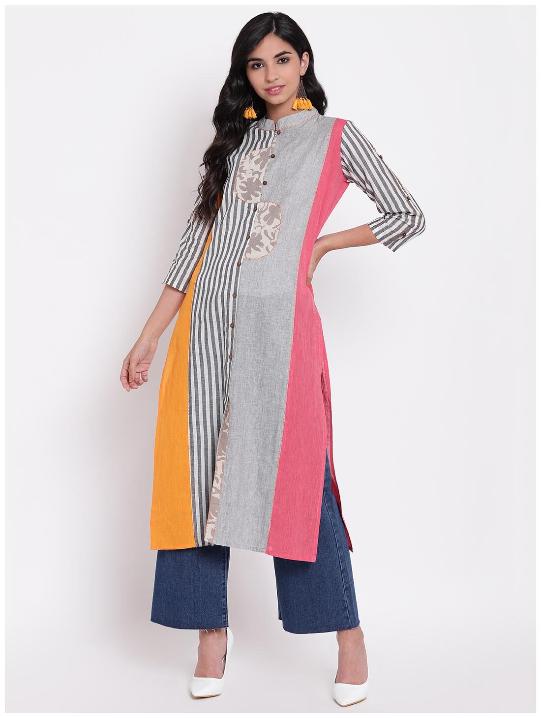 

Divena Women Multi Striped Straight Kurta