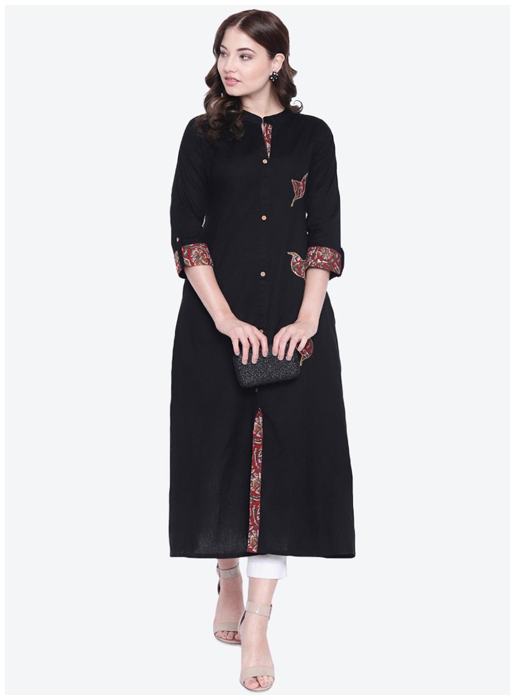 

Divena Women Black Embroidered Straight Kurta