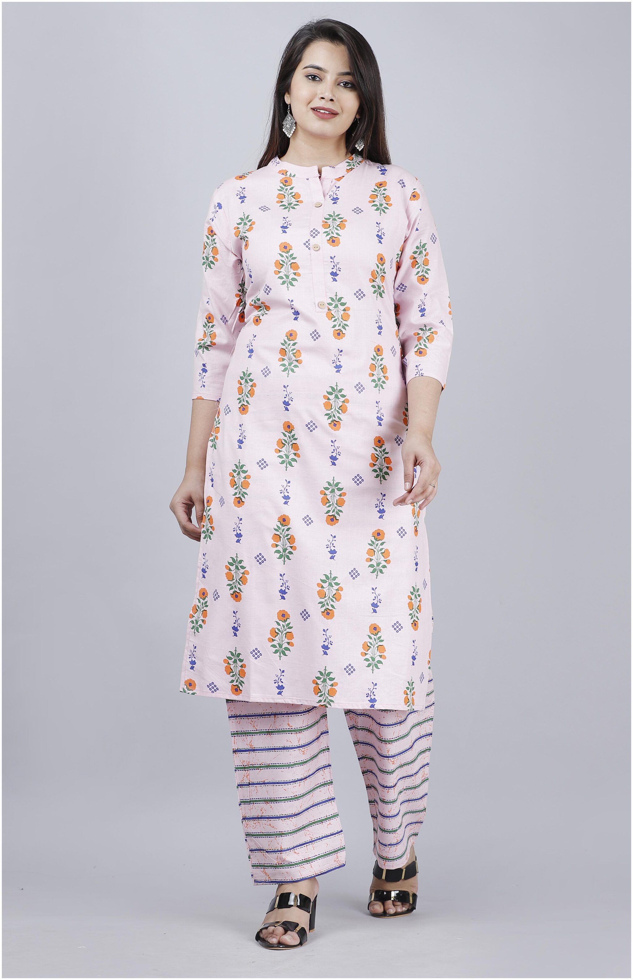 

DIVYANSHI FASHIONS Women Pink Floral Straight Kurti With Pants