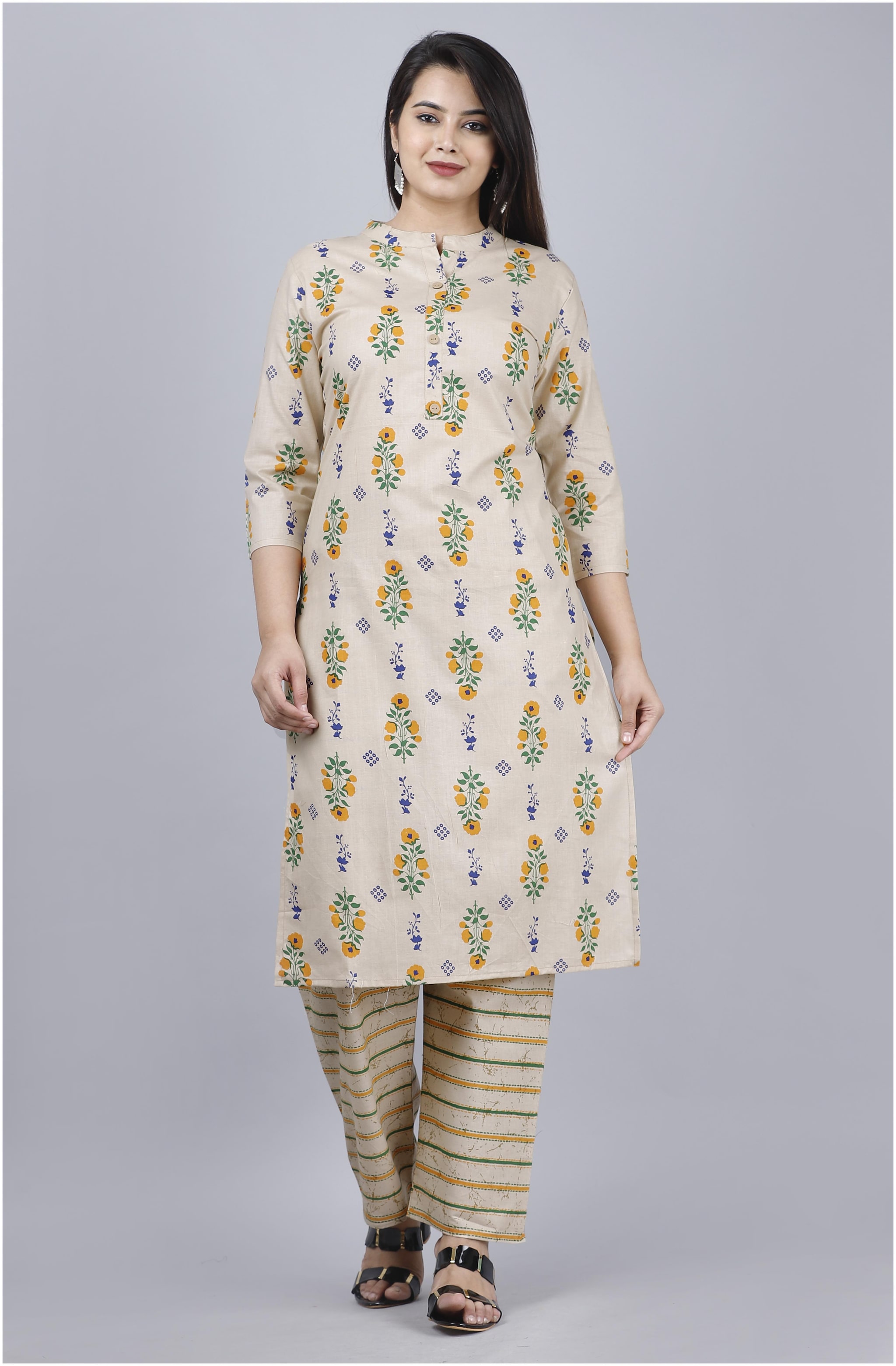 

DIVYANSHI FASHIONS Women Beige Floral Straight Kurti With Pants