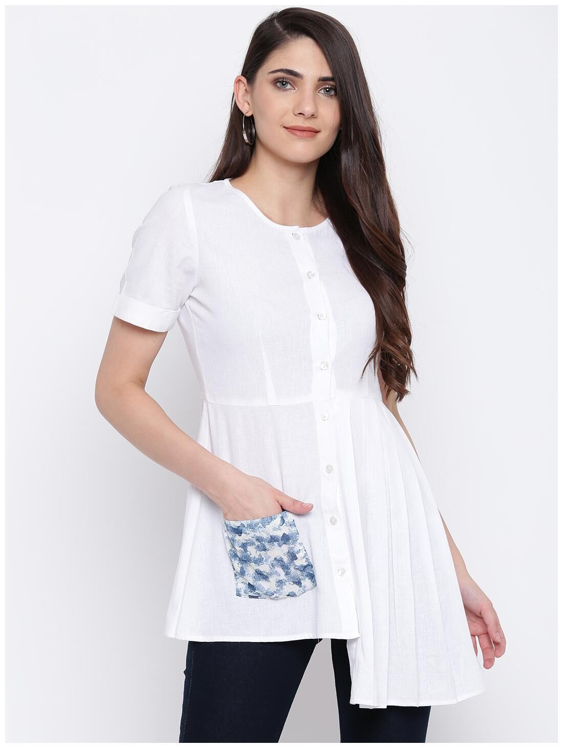 

DODO MOA Women White Solid Assymetrical Kurti