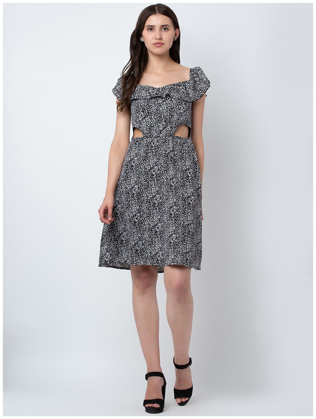 

DODO MOA Black Printed Sheath dress