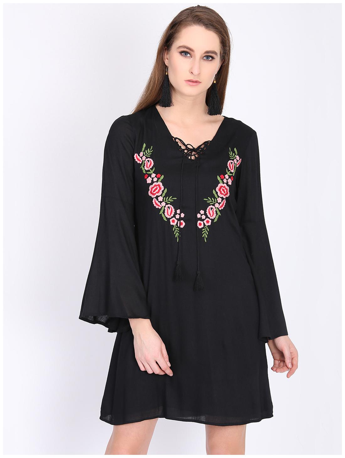 

DODO MOA Black Self design A-line dress