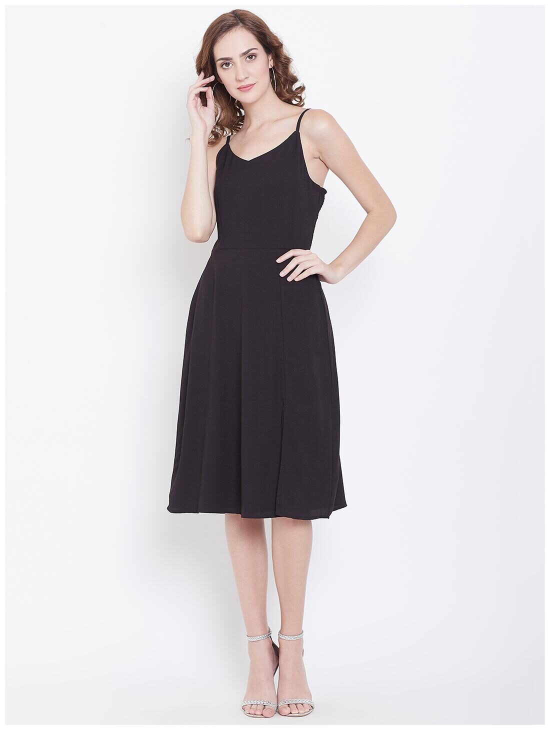 

DODO MOA Black Solid A-line dress