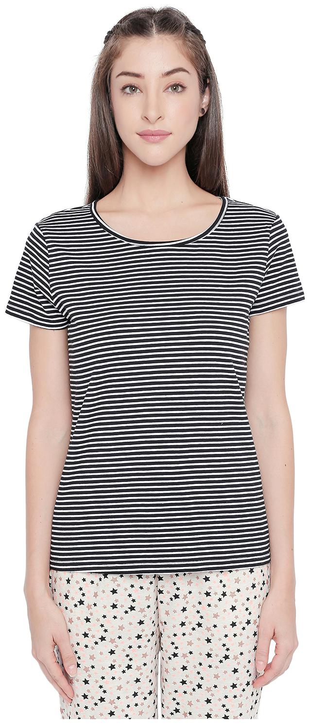 

Dreamz by Pantaloons Women Black Regular fit Round neck Cotton Tank top