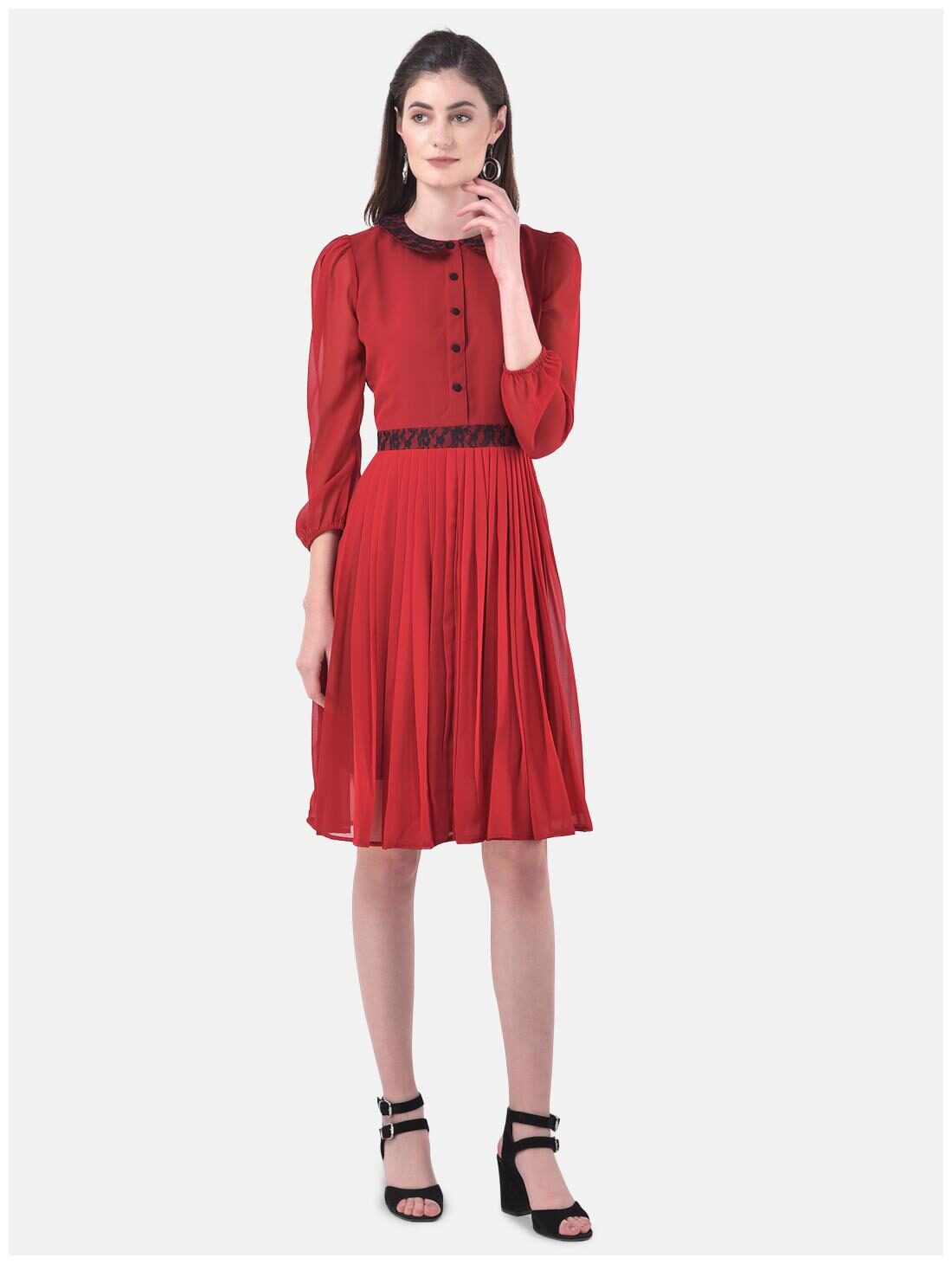 

Eavan Red Solid Fit flare dress