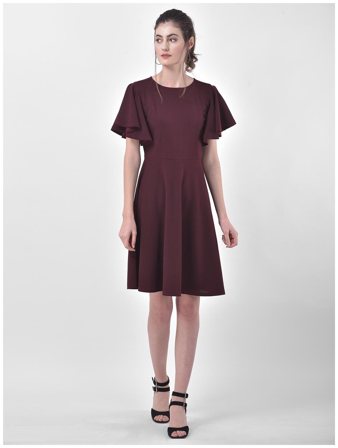 

Eavan Wine Solid Fit flare dress