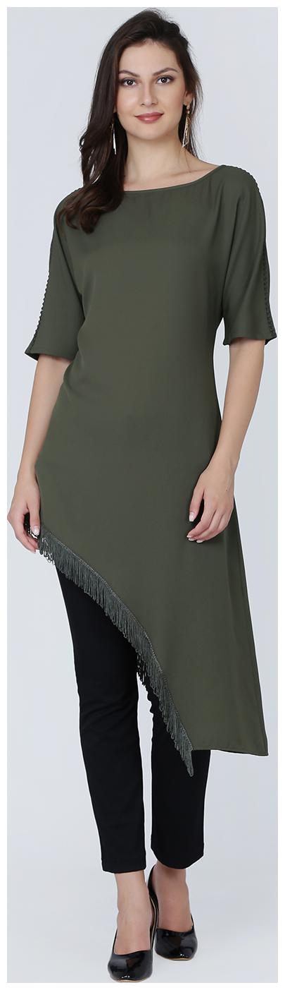 

Ojjasvi Women Solid Fusion tunic - Green
