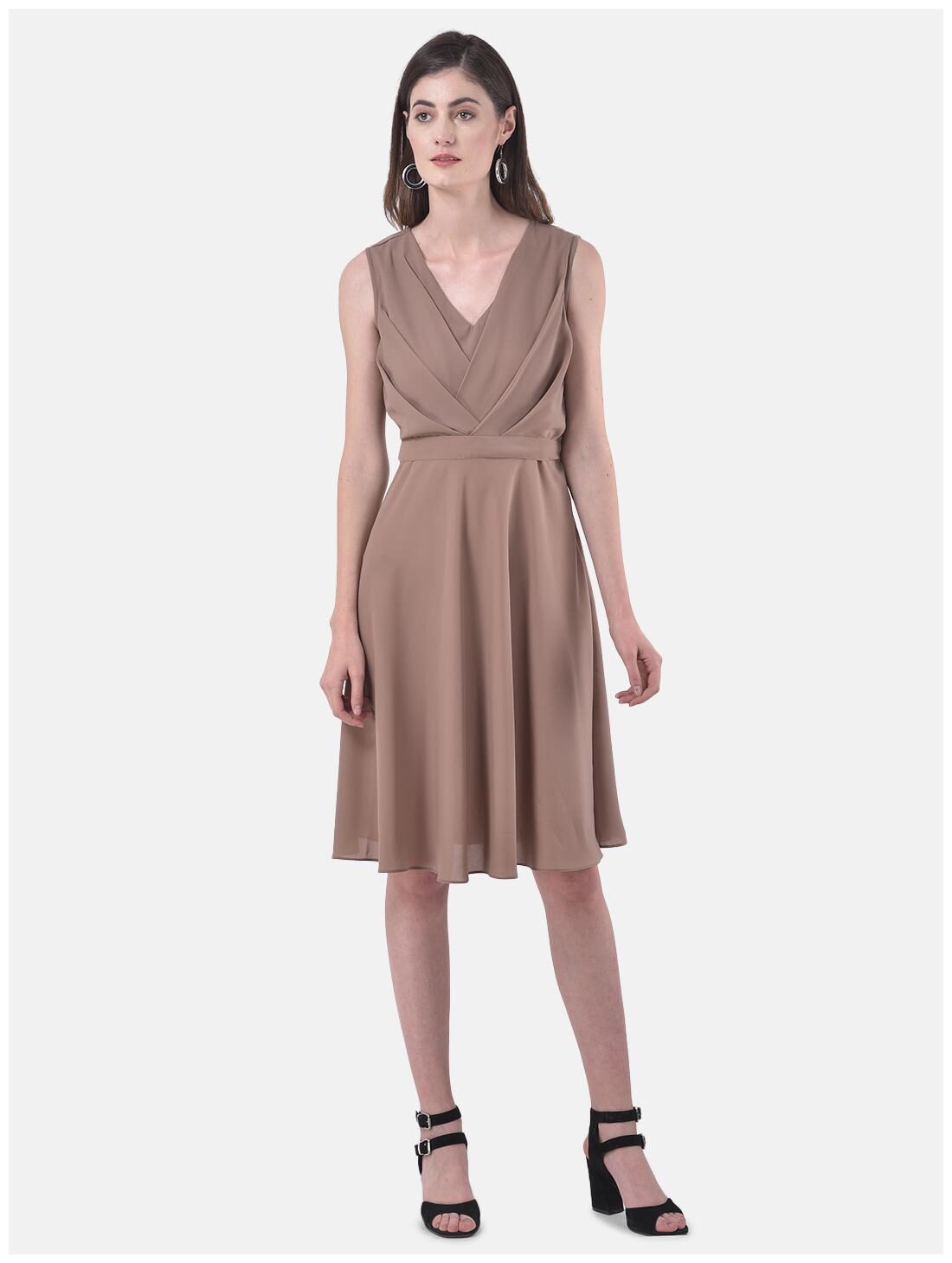

Eavan Brown Solid Fit flare dress