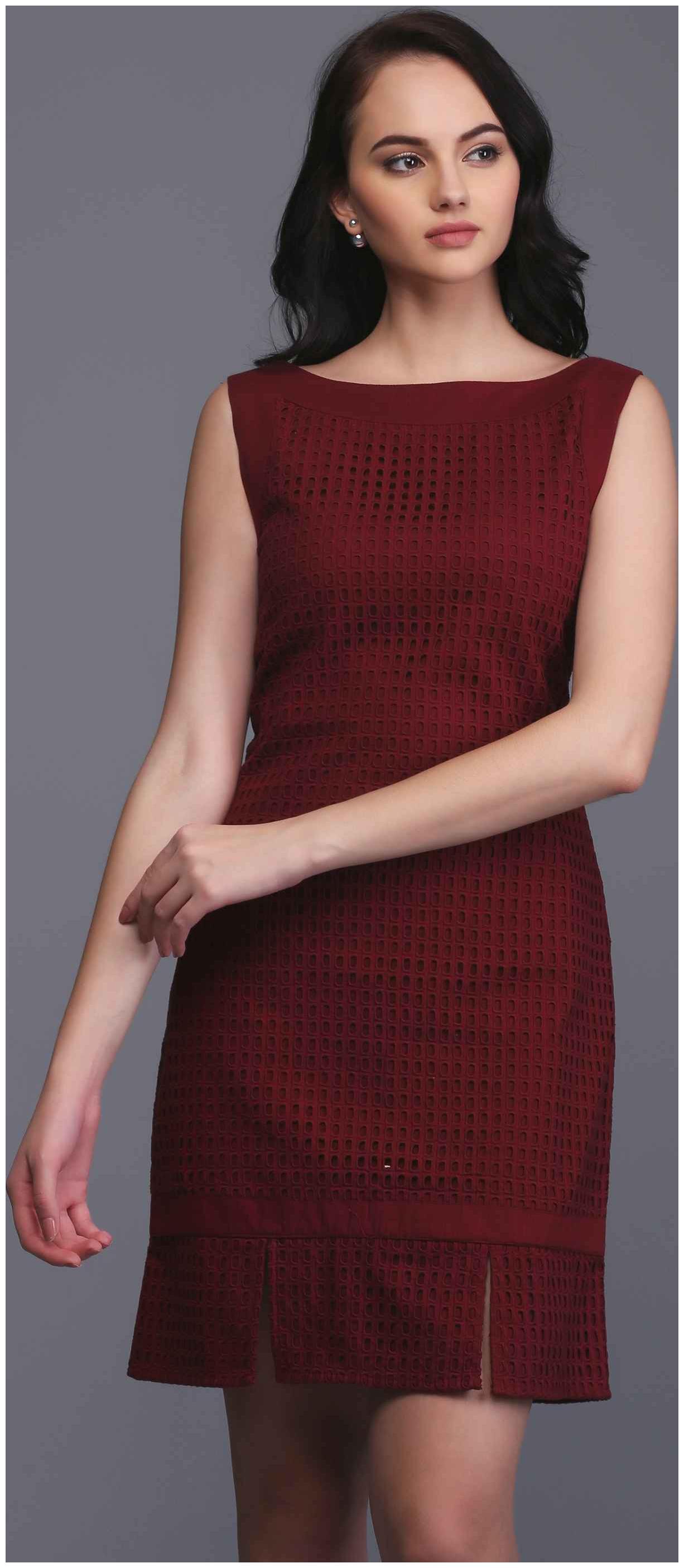 

EAVAN Maroon Embroidered Sheath dress