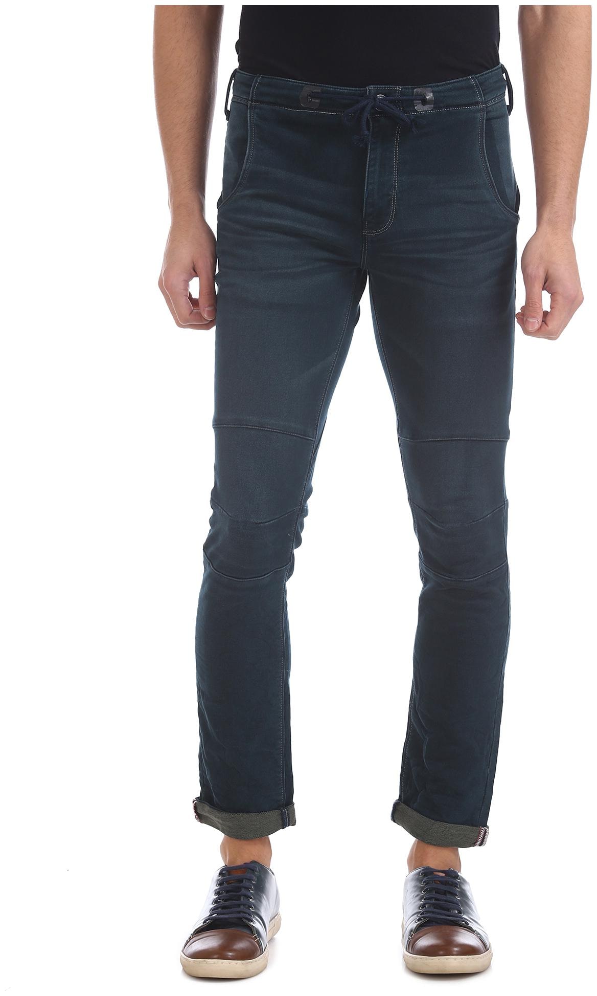 

ED Hardy Men Blue Regular Fit Jeans