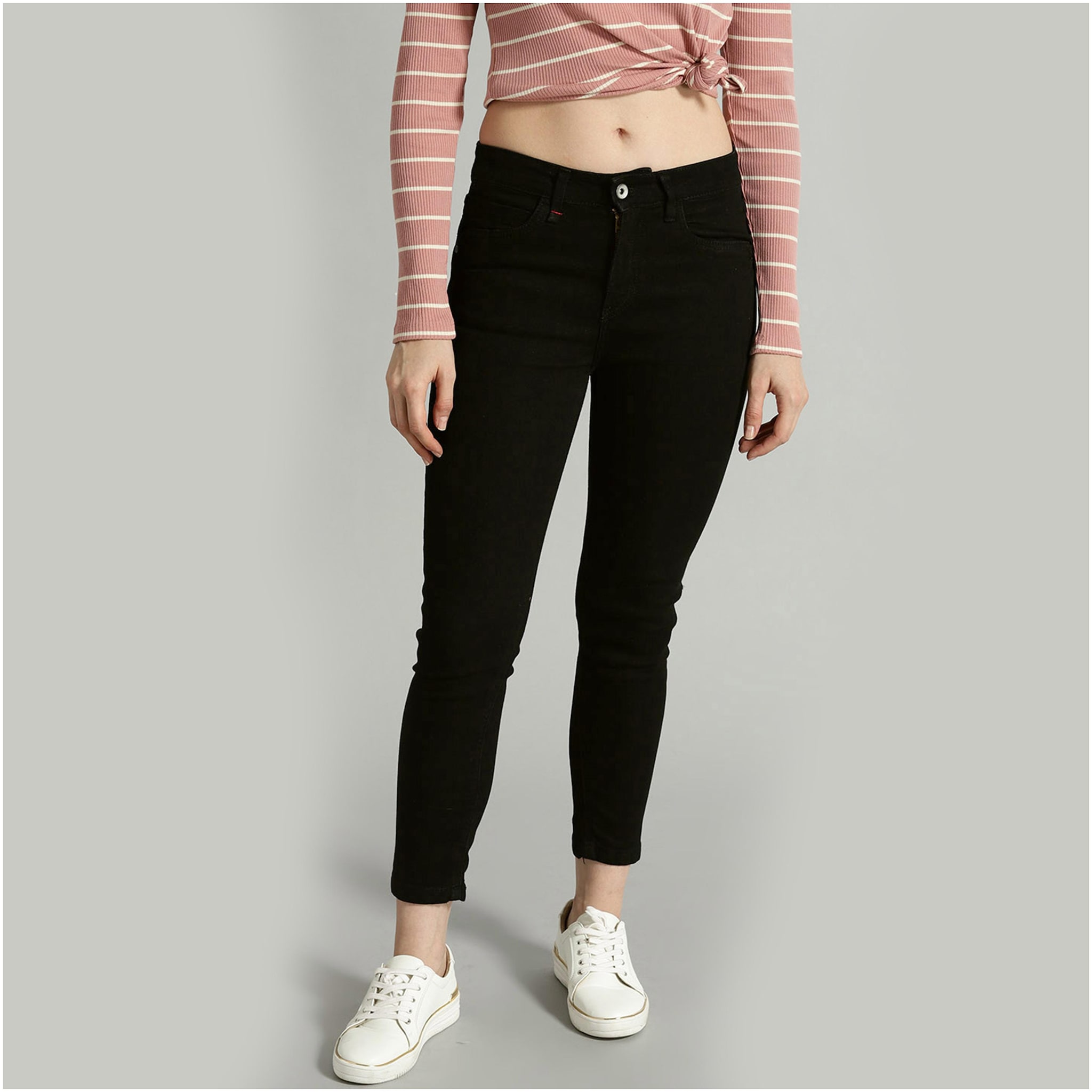 

Elits Women Black Skinny fit Jeans