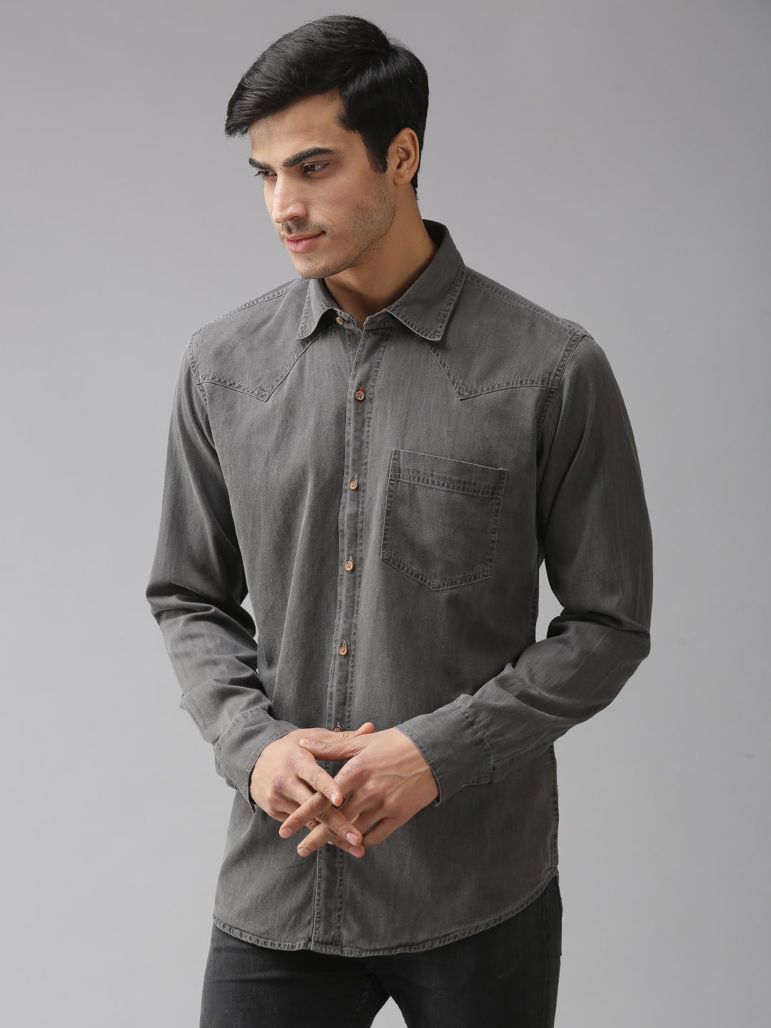 

EPPE Men Grey Solid Slim Fit Casual Shirt