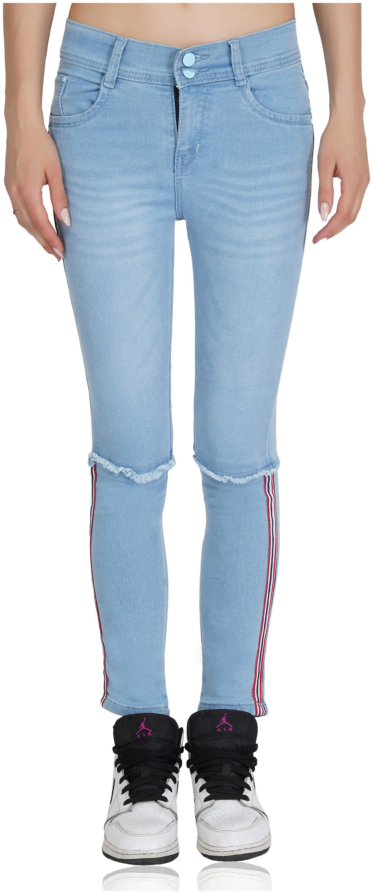 

ESSENCE JEANS Women Blue Straight fit Jeans