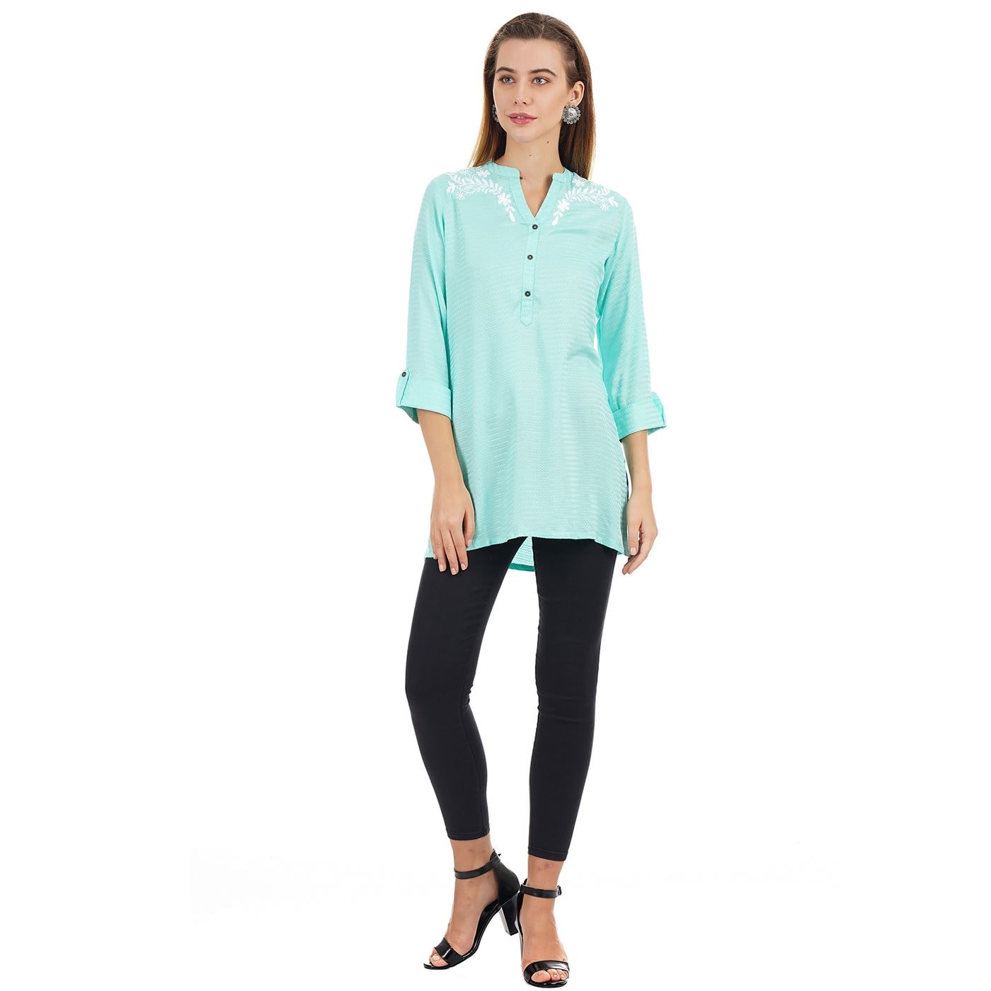 

Ethnicity Women Embroidered Regular tunic - Green