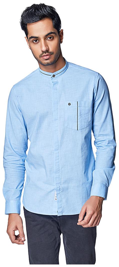

EVOQ Men Blue Solid Regular Fit Casual Shirt