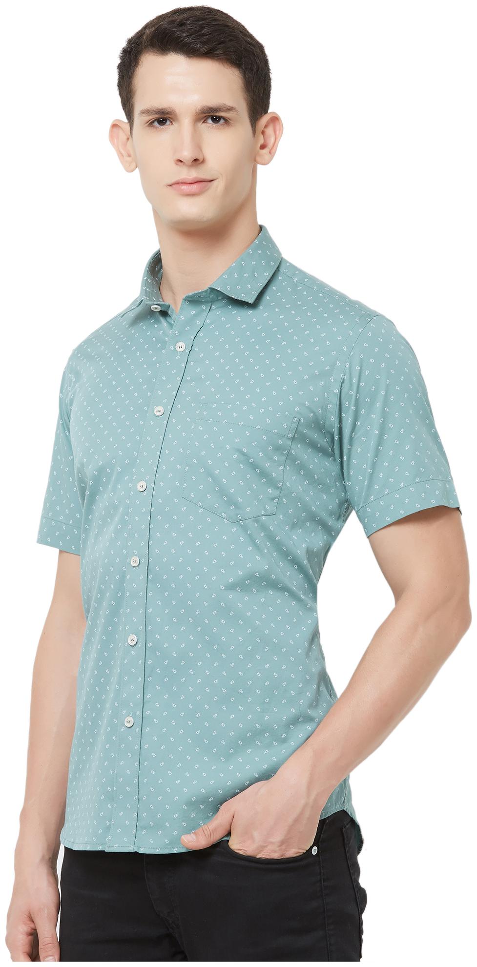 

EVOQ Men Green Printed Regular Fit Casual Shirt