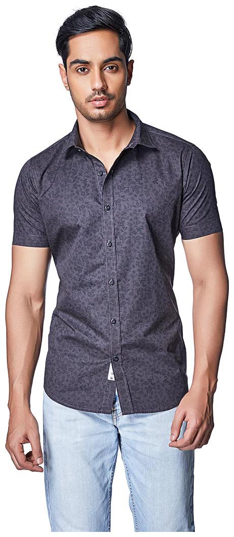 

EVOQ Men Grey Solid Regular Fit Casual Shirt