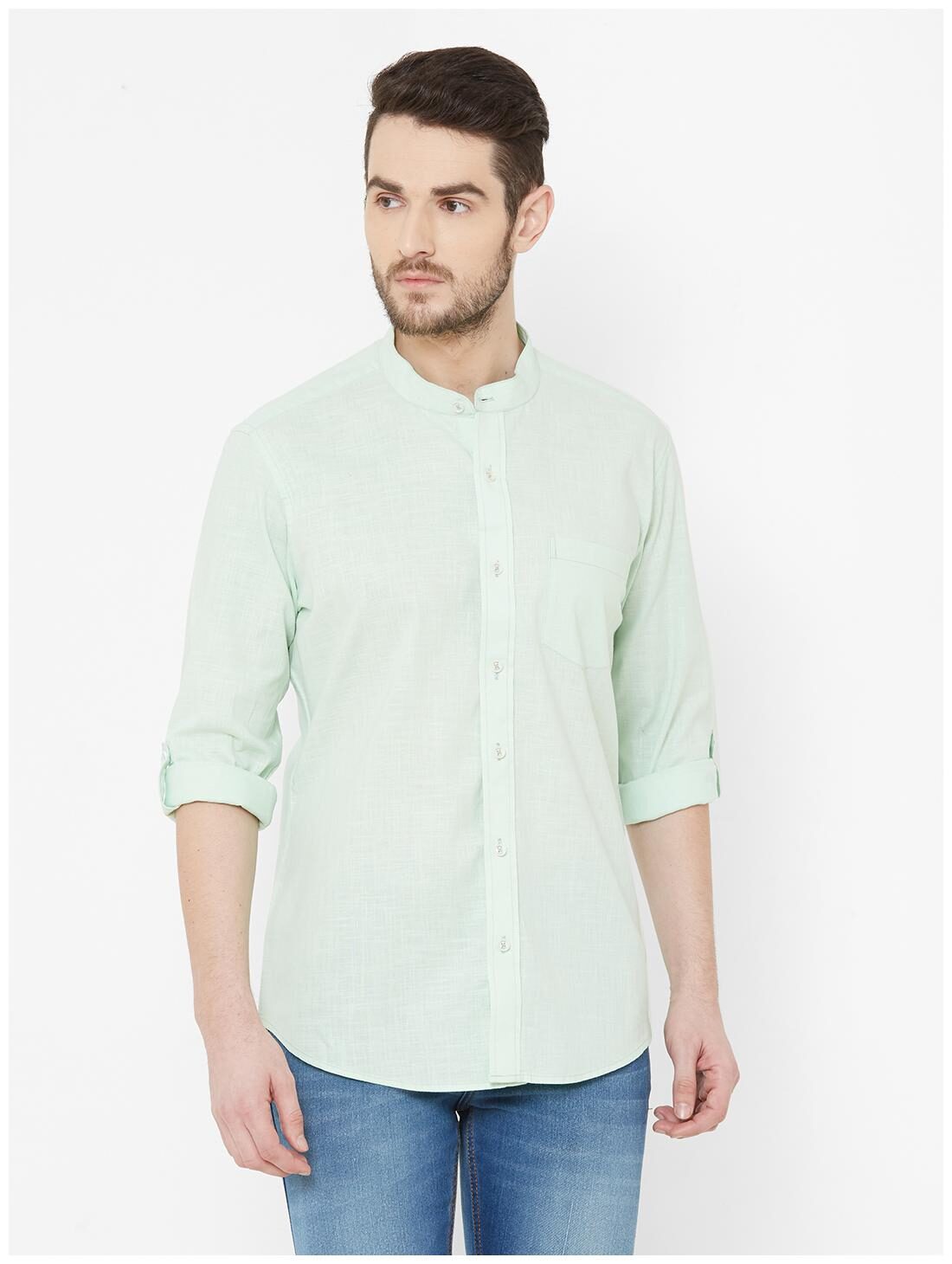 

EVOQ Men Green Solid Regular Fit Casual Shirt
