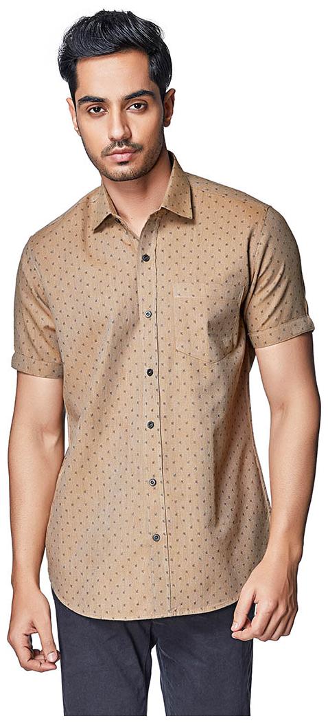 

EVOQ Men Brown Printed Regular Fit Casual Shirt