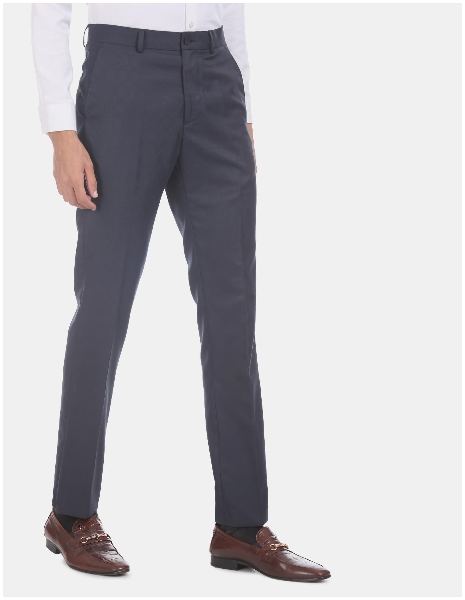 

Excalibur Men Blue Checked Slim fit Regular trousers