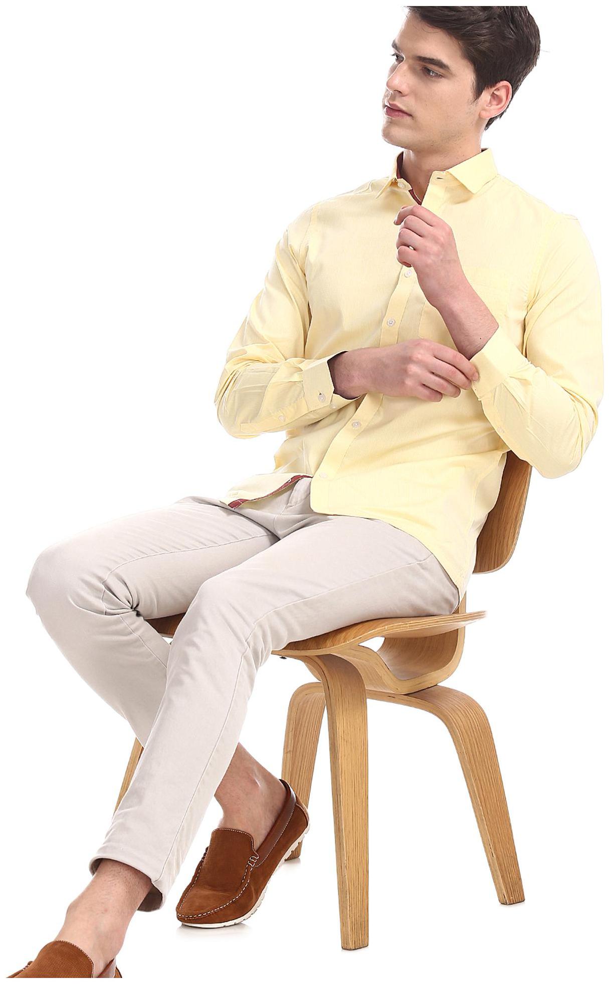 

Excalibur Men Slim fit Formal Shirt - Yellow