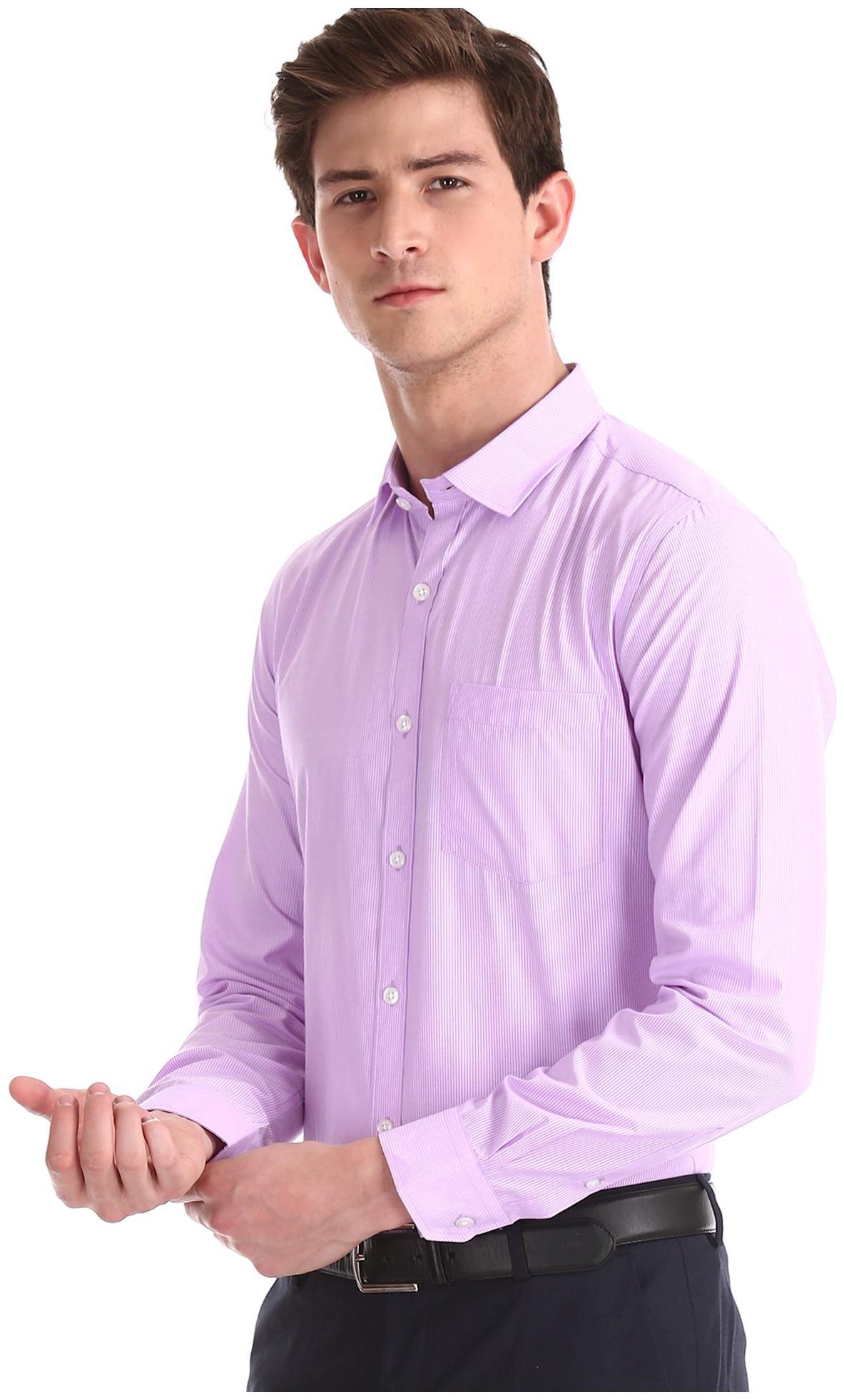 

Excalibur Men Regular fit Formal Shirt - Purple