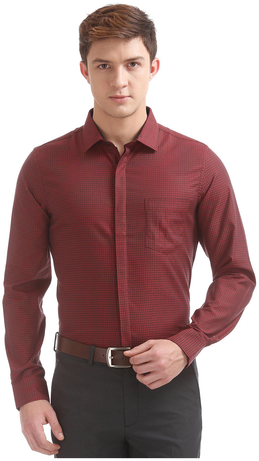 

Excalibur Men Slim fit Formal Shirt - Red