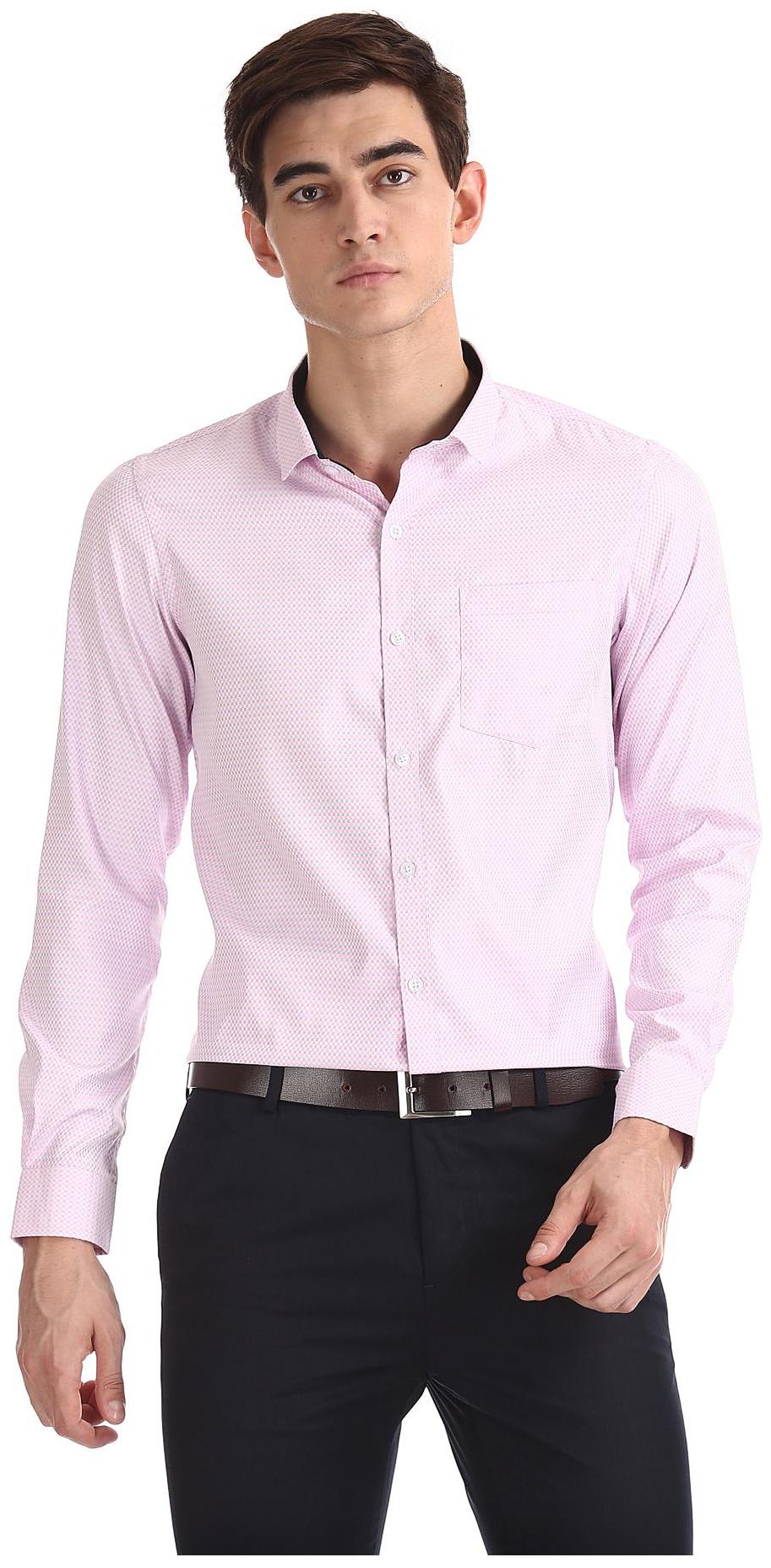 

Excalibur Men Regular fit Formal Shirt - Pink