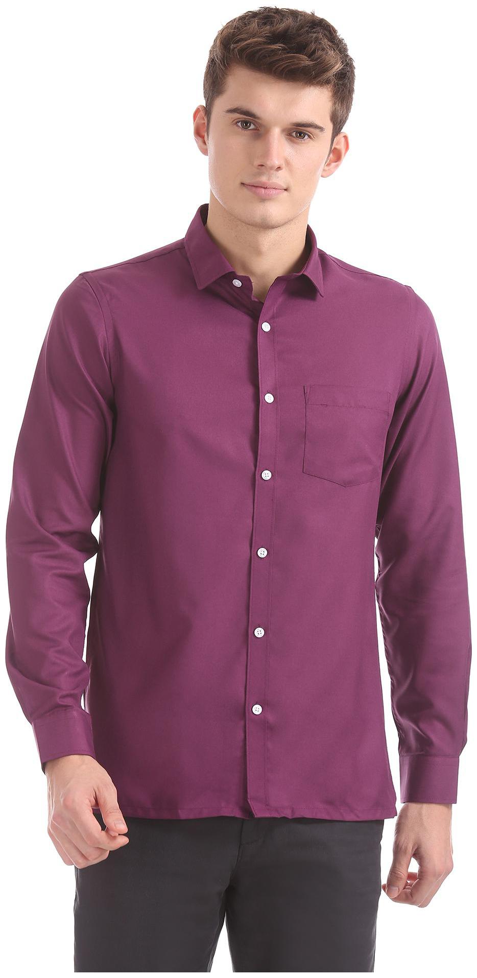 

Excalibur Men Purple Solid Slim Fit Casual Shirt