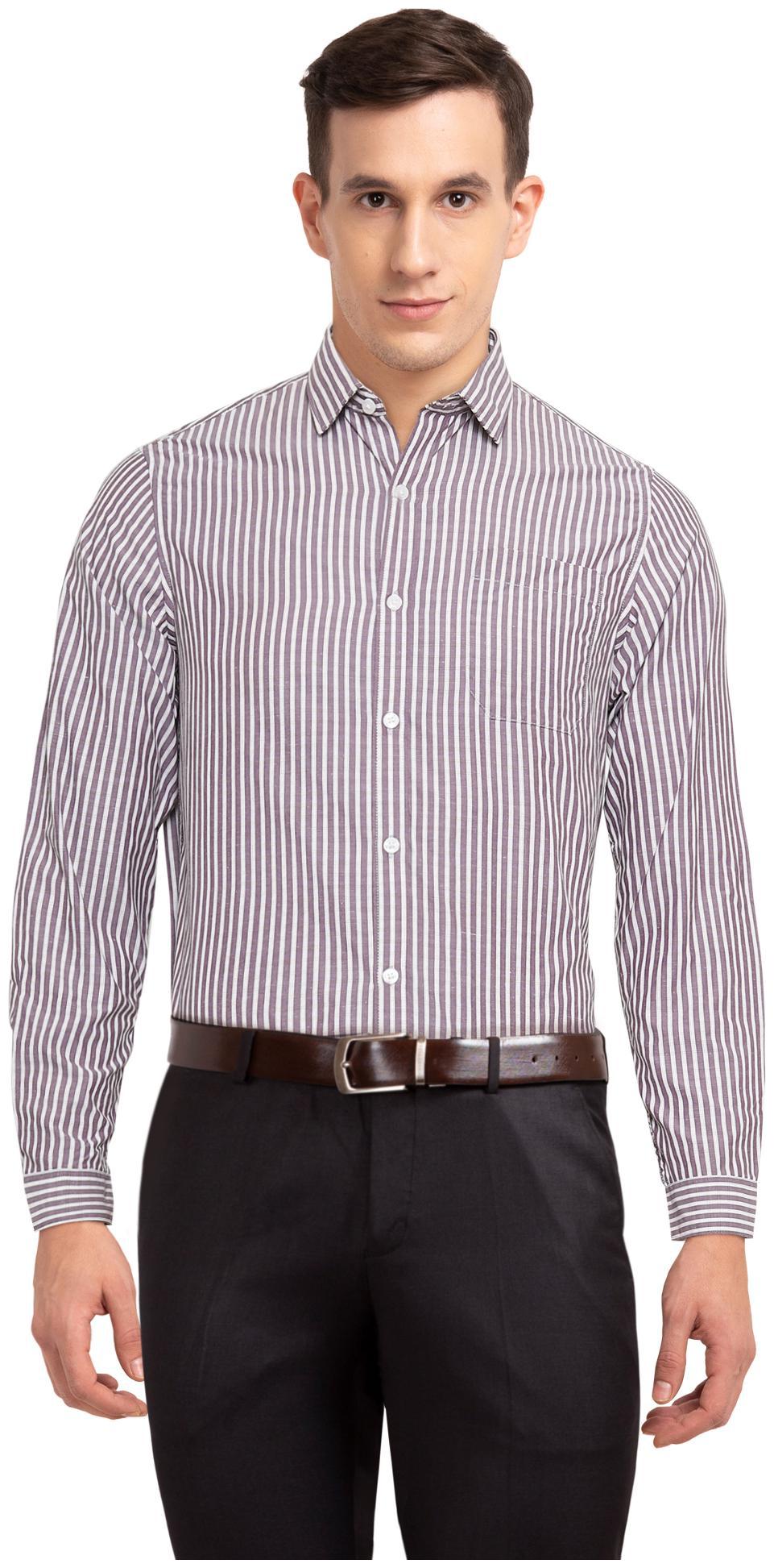

Excalibur Men Regular fit Formal Shirt - Purple