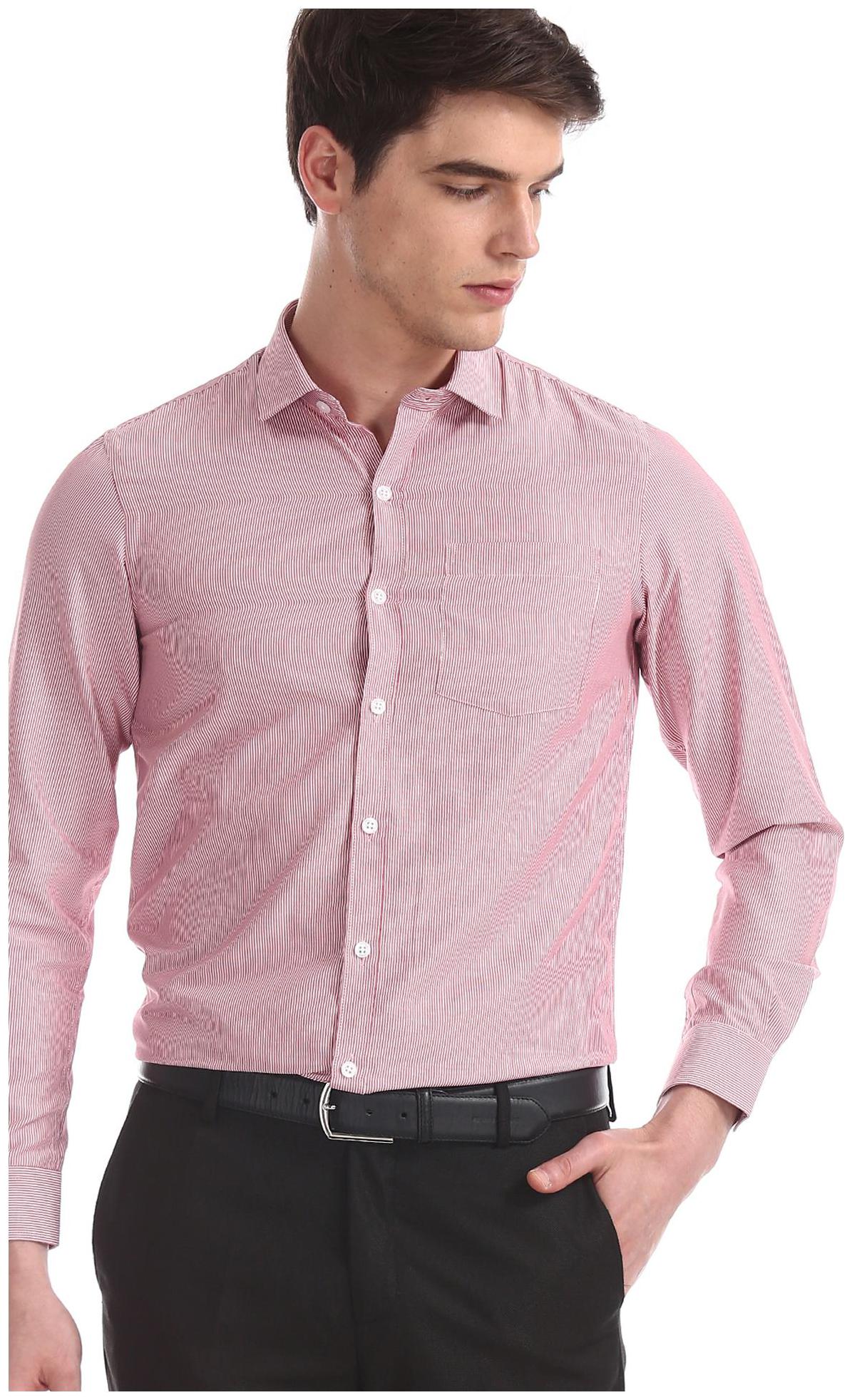 

Excalibur Men Regular fit Formal Shirt - Red