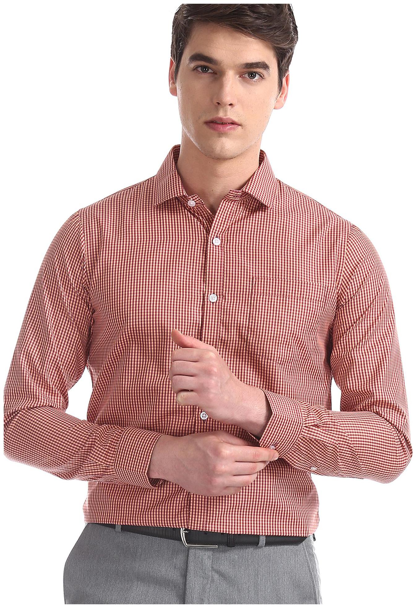 

Excalibur Men Regular fit Formal Shirt - Red