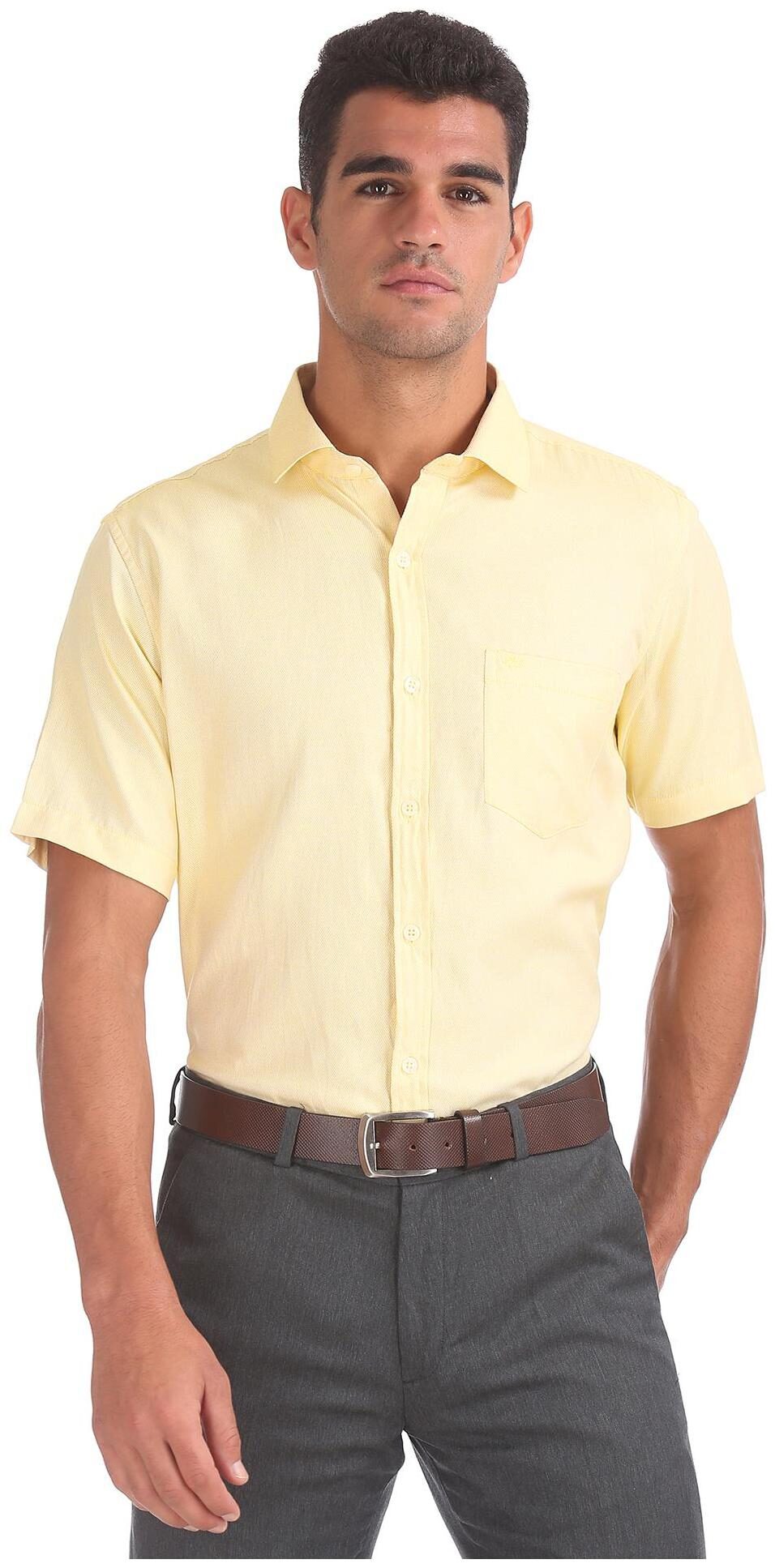 

Excalibur Men Regular fit Formal Shirt - Yellow