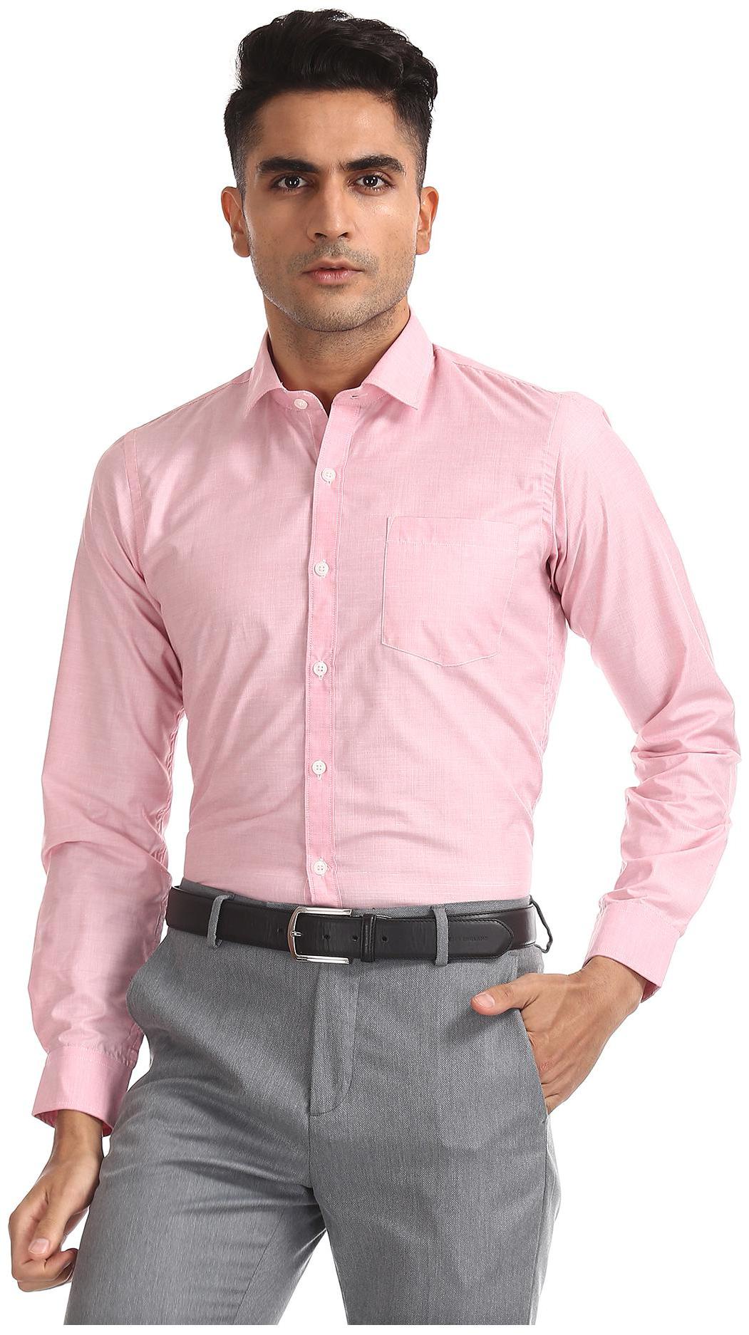 

Excalibur Men Regular fit Formal Shirt - Red