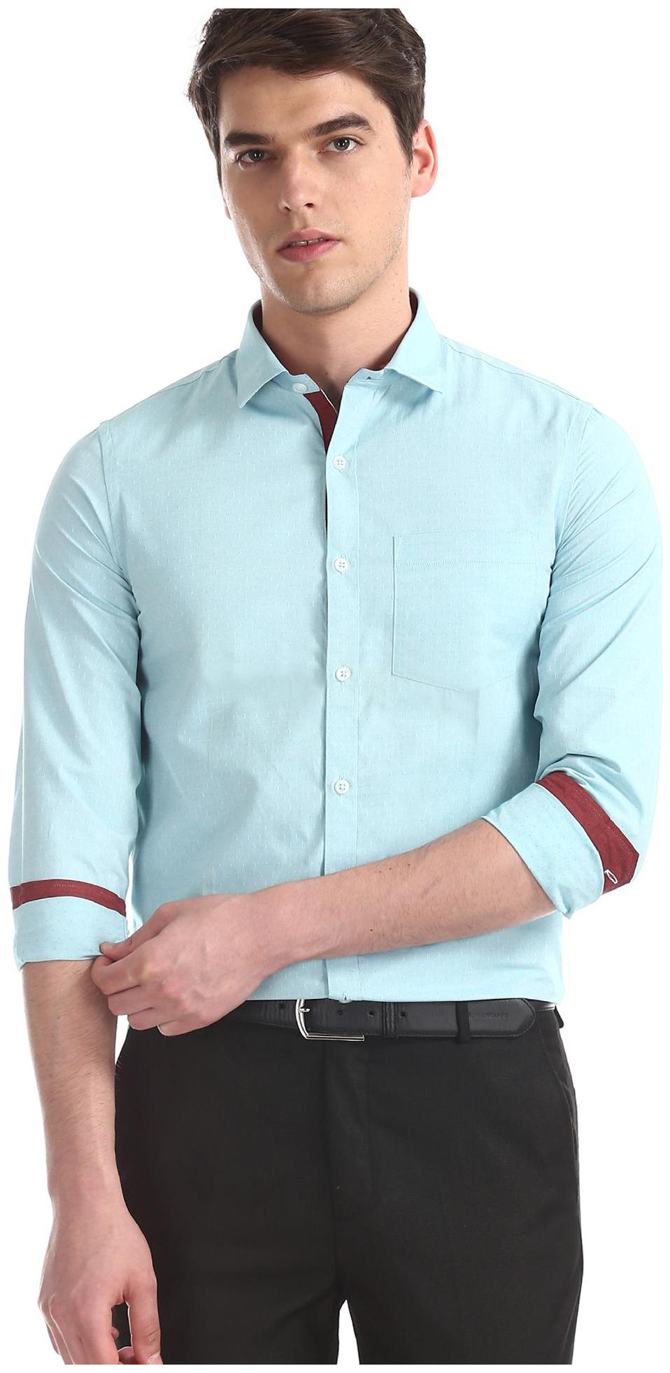 

Excalibur Men Slim fit Formal Shirt - Green