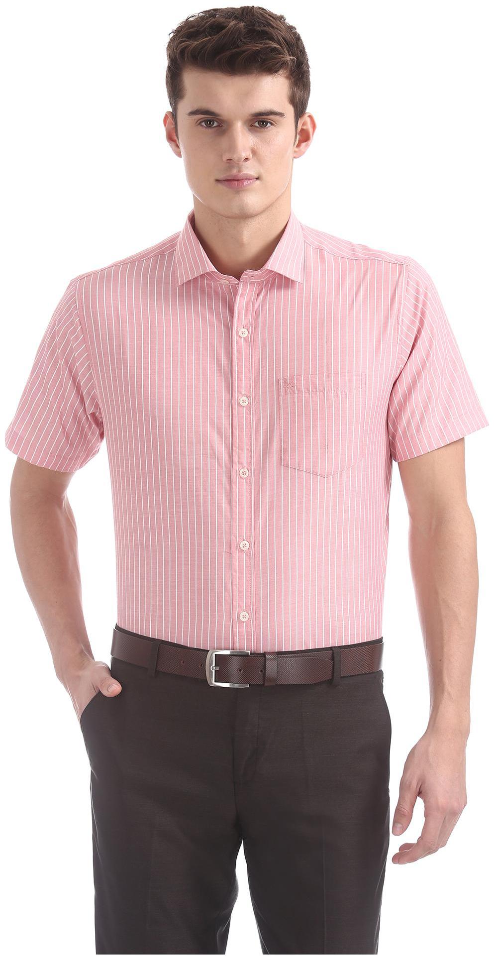 

Excalibur Men Regular fit Formal Shirt - Red